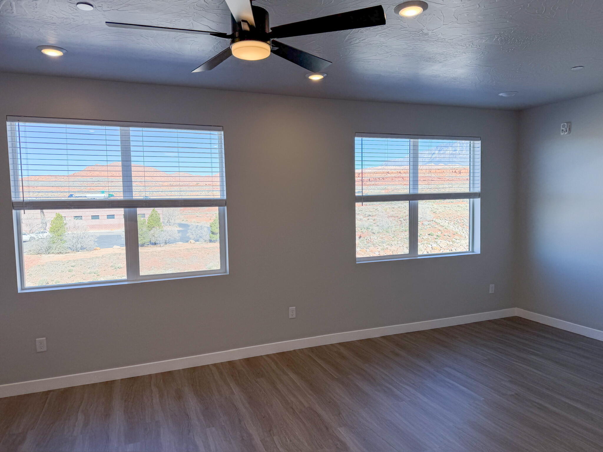 CORAL SPRINGS CONDOMINIUMS - Residential