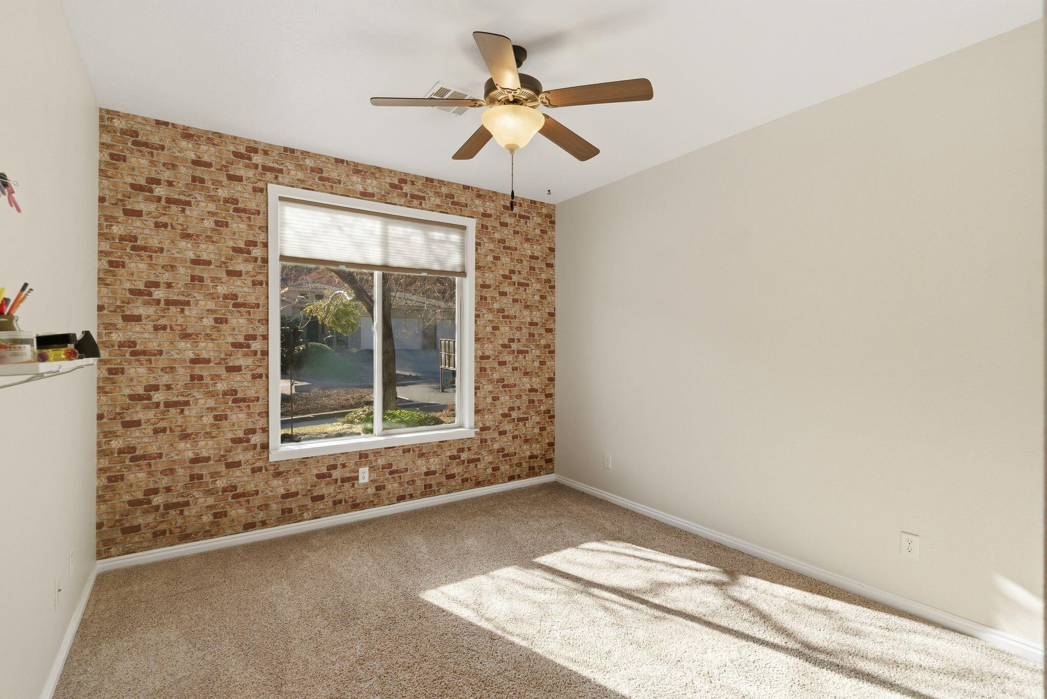 PRIMROSE POINT - Residential