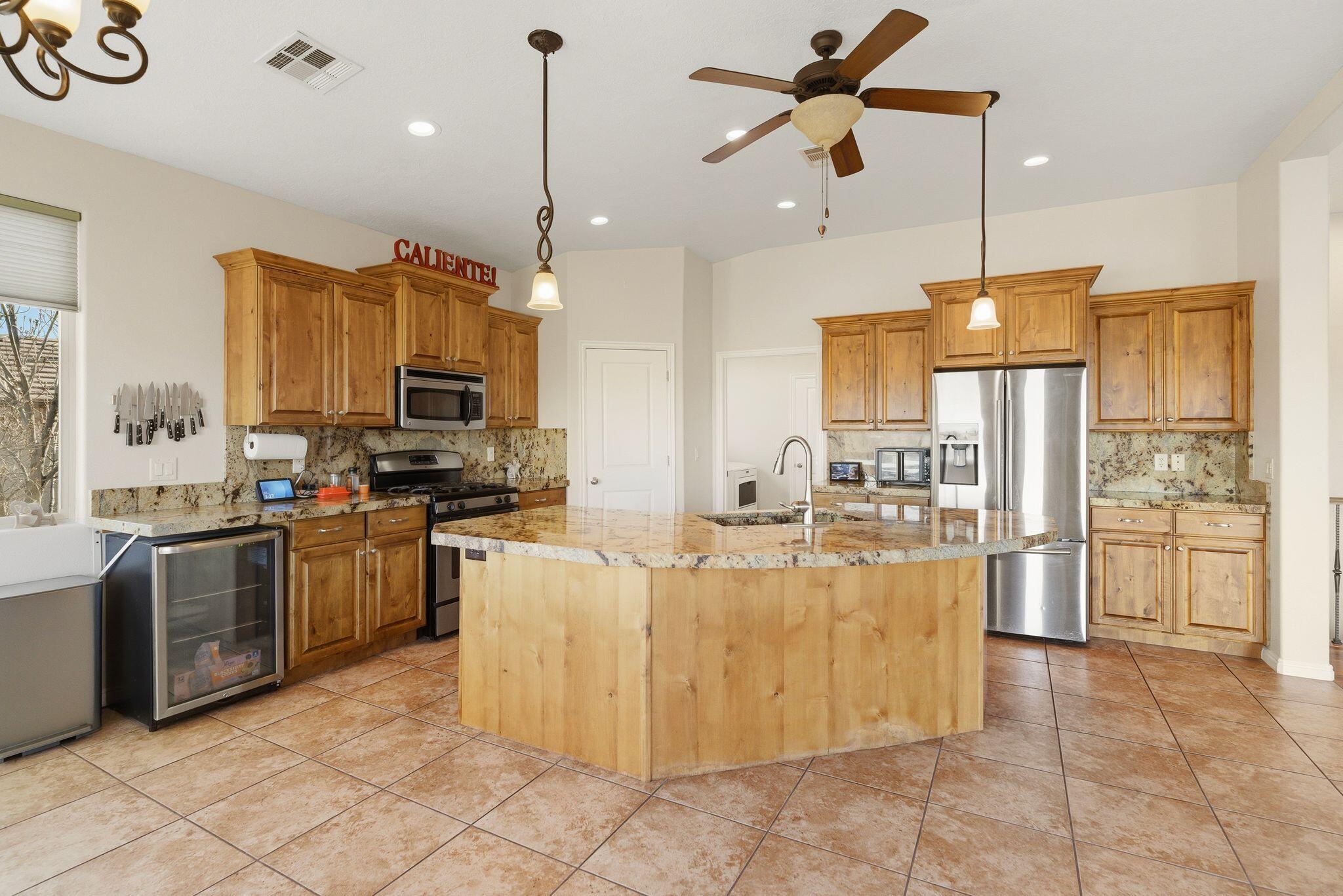 PRIMROSE POINT - Residential