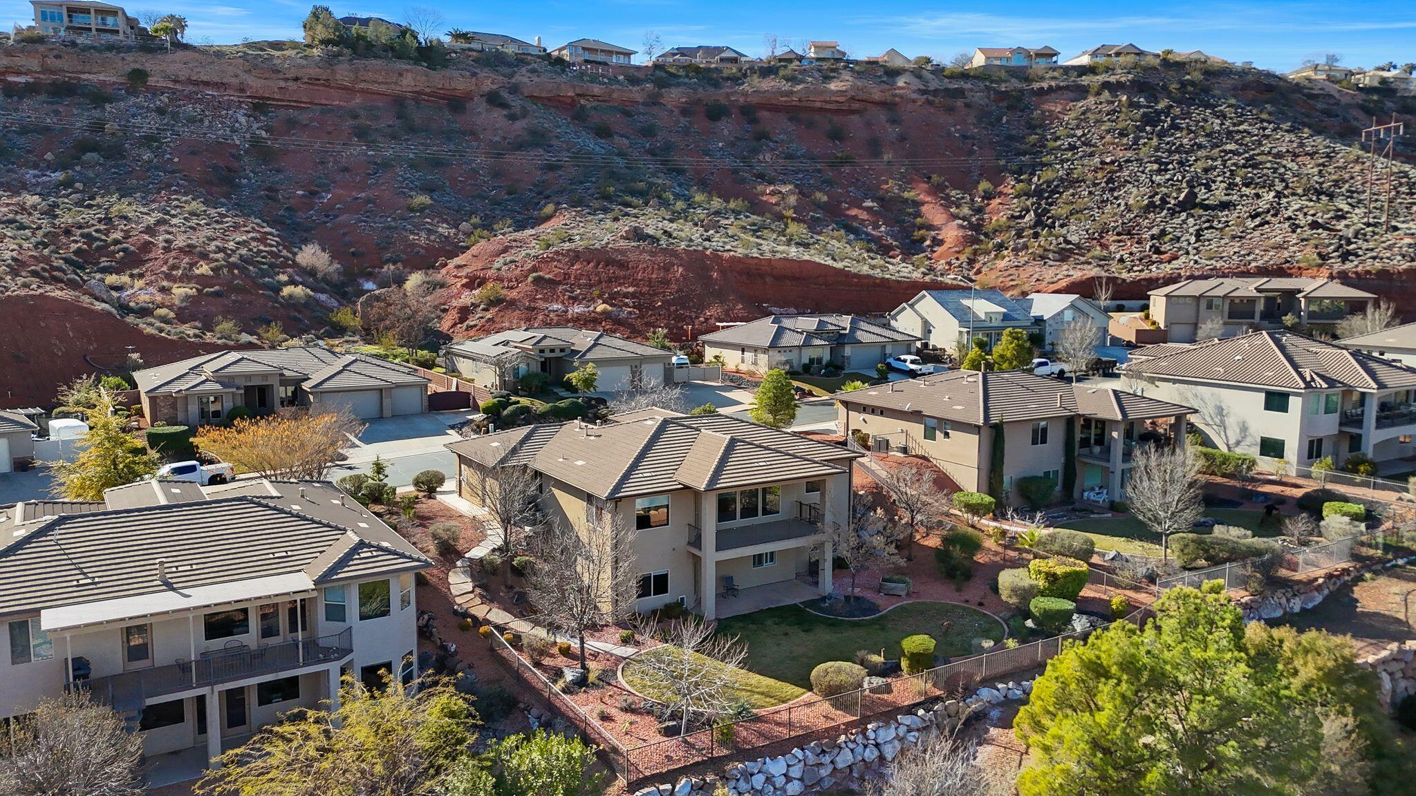 PRIMROSE POINT - Residential