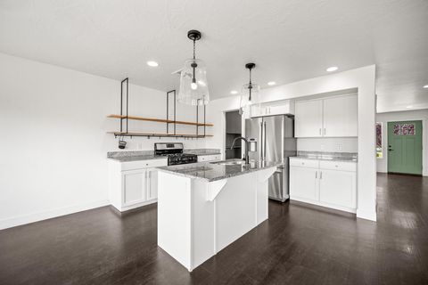 Tiny photo for 3049 E Livia DR, Saint George, UT 84790 (MLS # 26-271943)