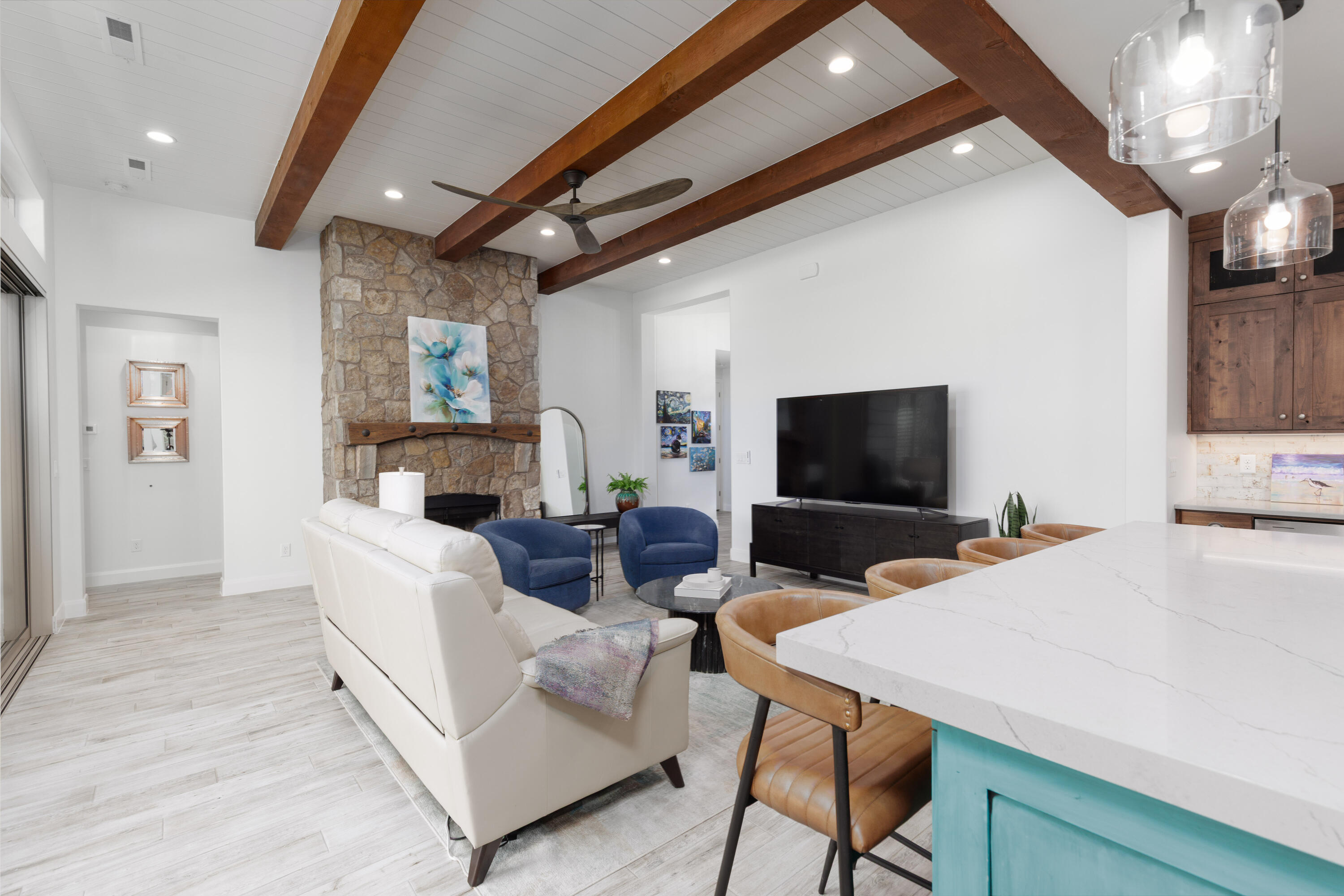 PINE ACRES - Residential