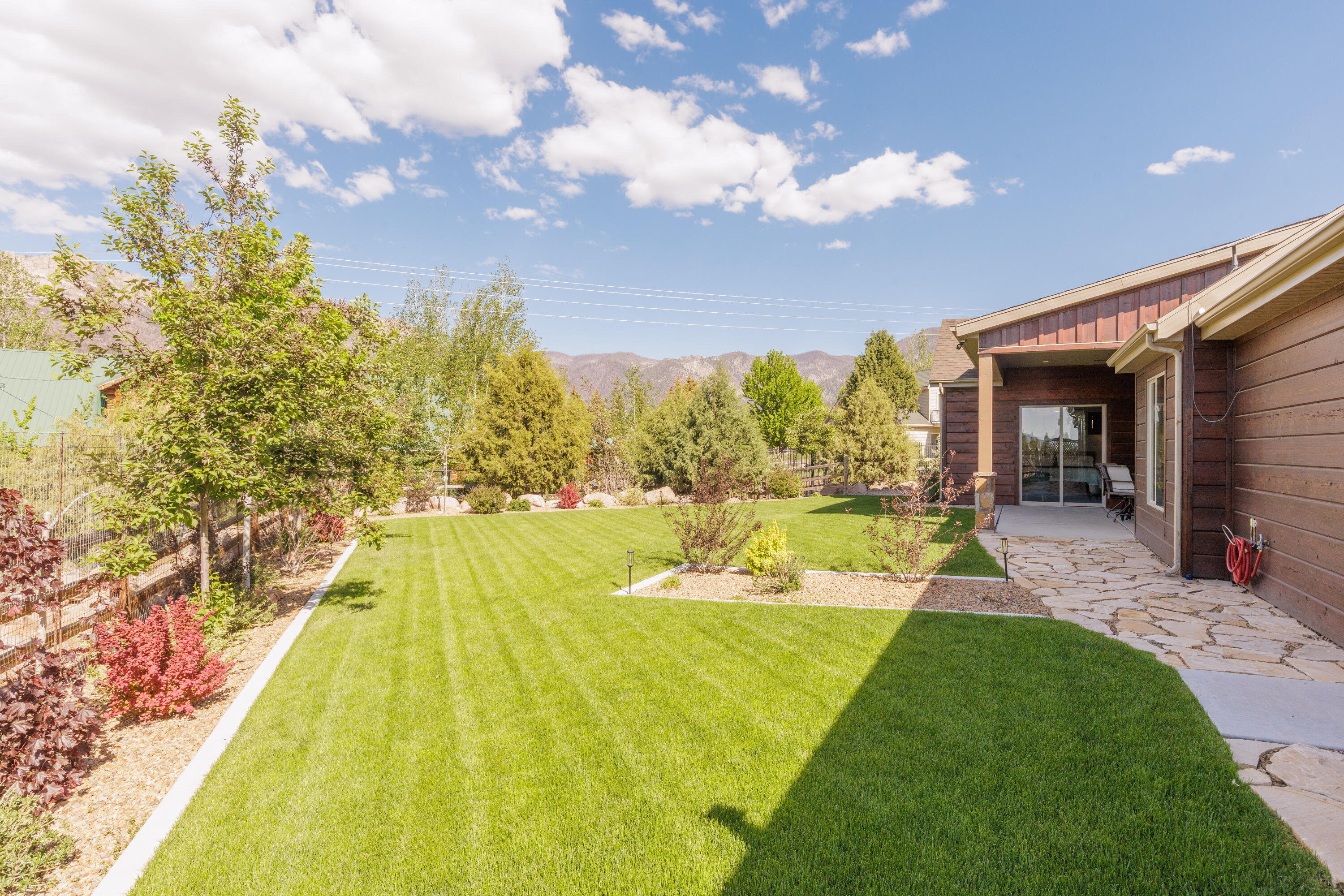 PINE ACRES - Residential