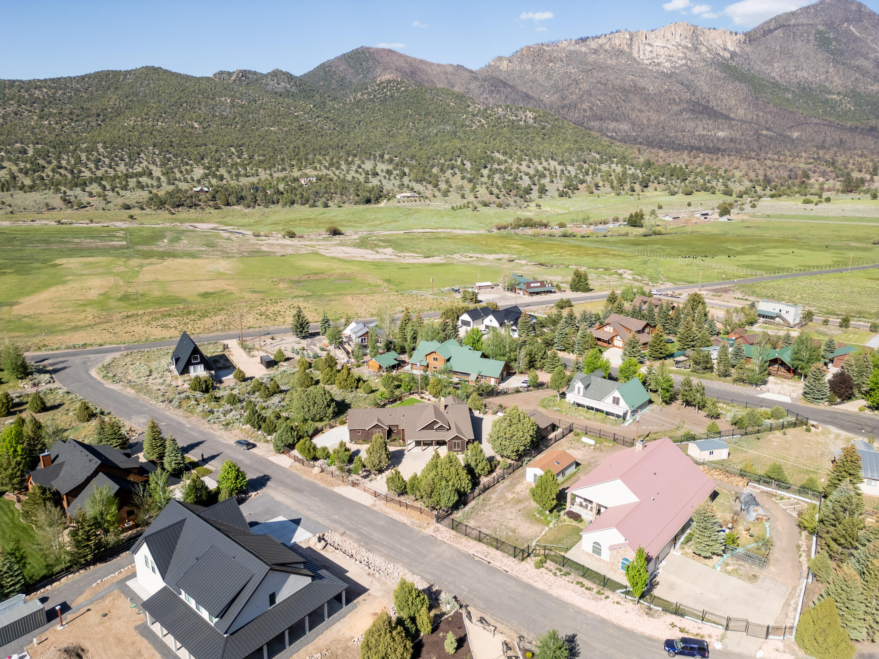 PINE ACRES - Residential