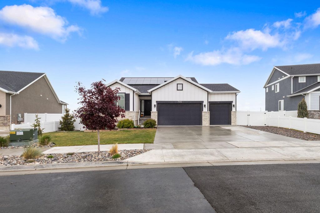 Photo of 7142 W Hightower RD, West Valley City, UT 84120 (MLS # 26-271821)