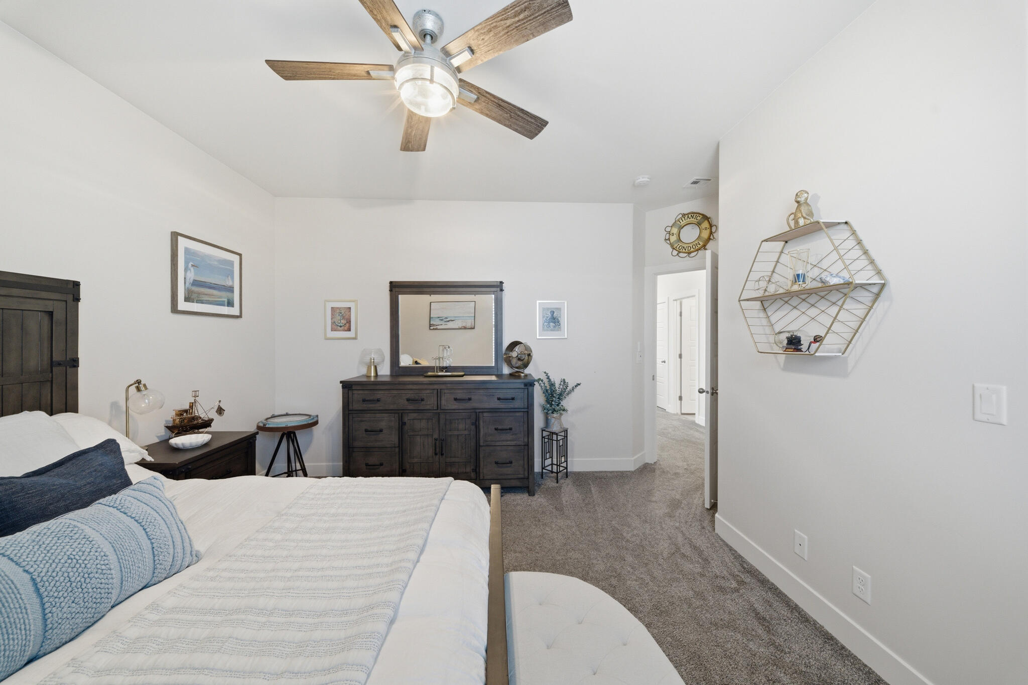 DESERT COLOR AUBURN HILLS - Residential