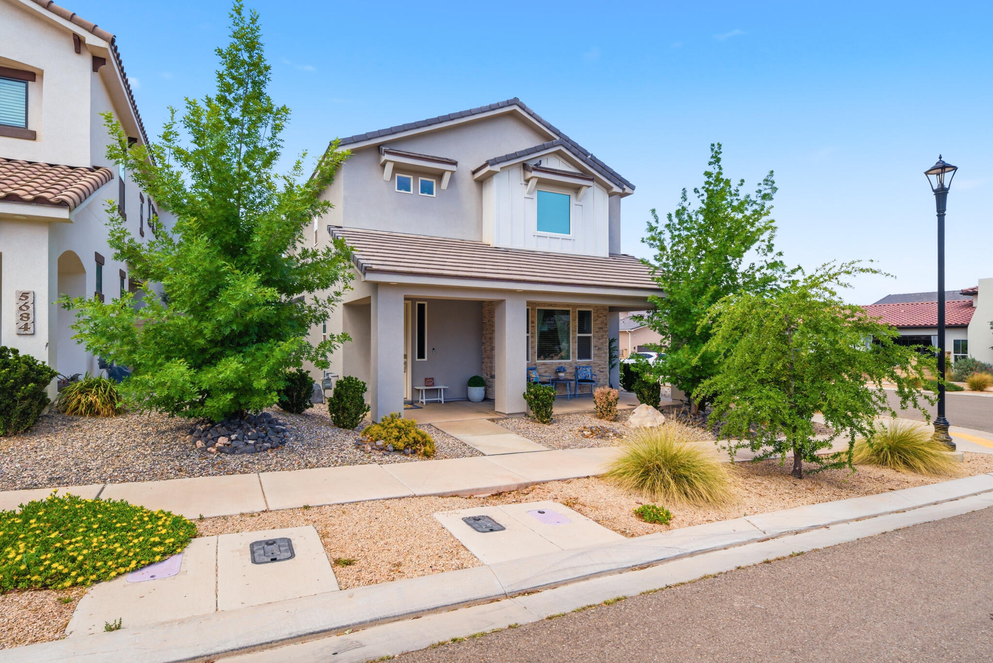 DESERT COLOR AUBURN HILLS - Residential