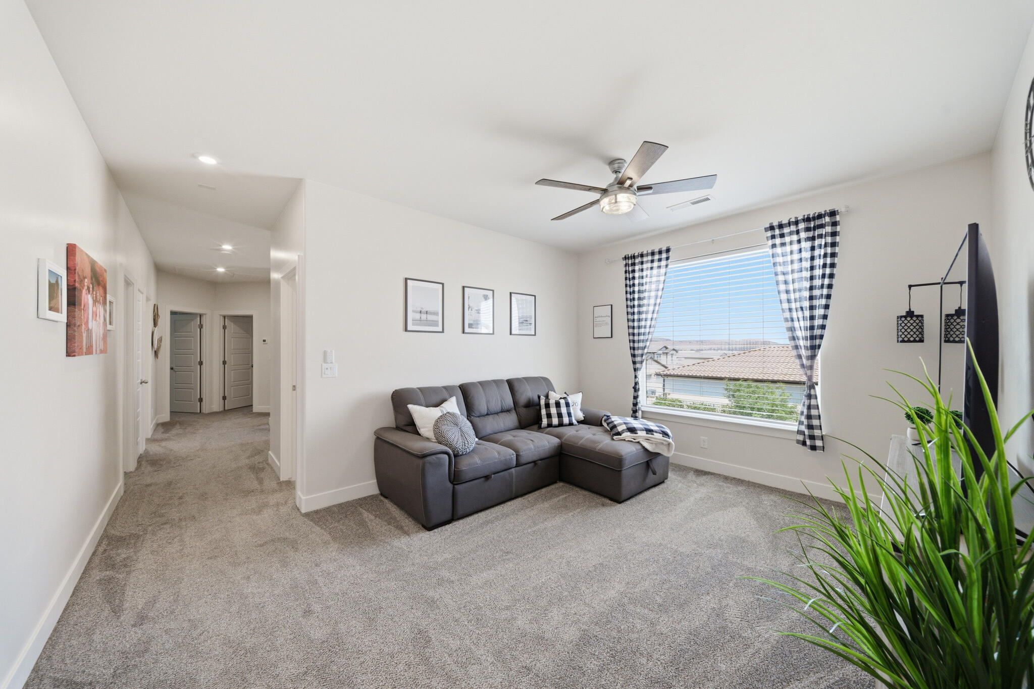DESERT COLOR AUBURN HILLS - Residential
