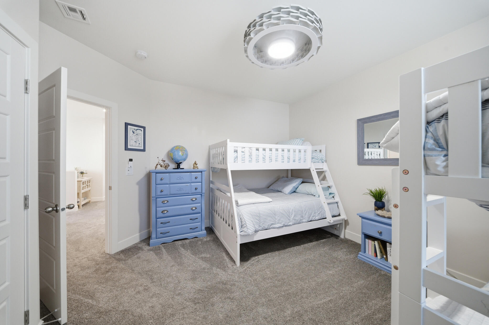 DESERT COLOR AUBURN HILLS - Residential
