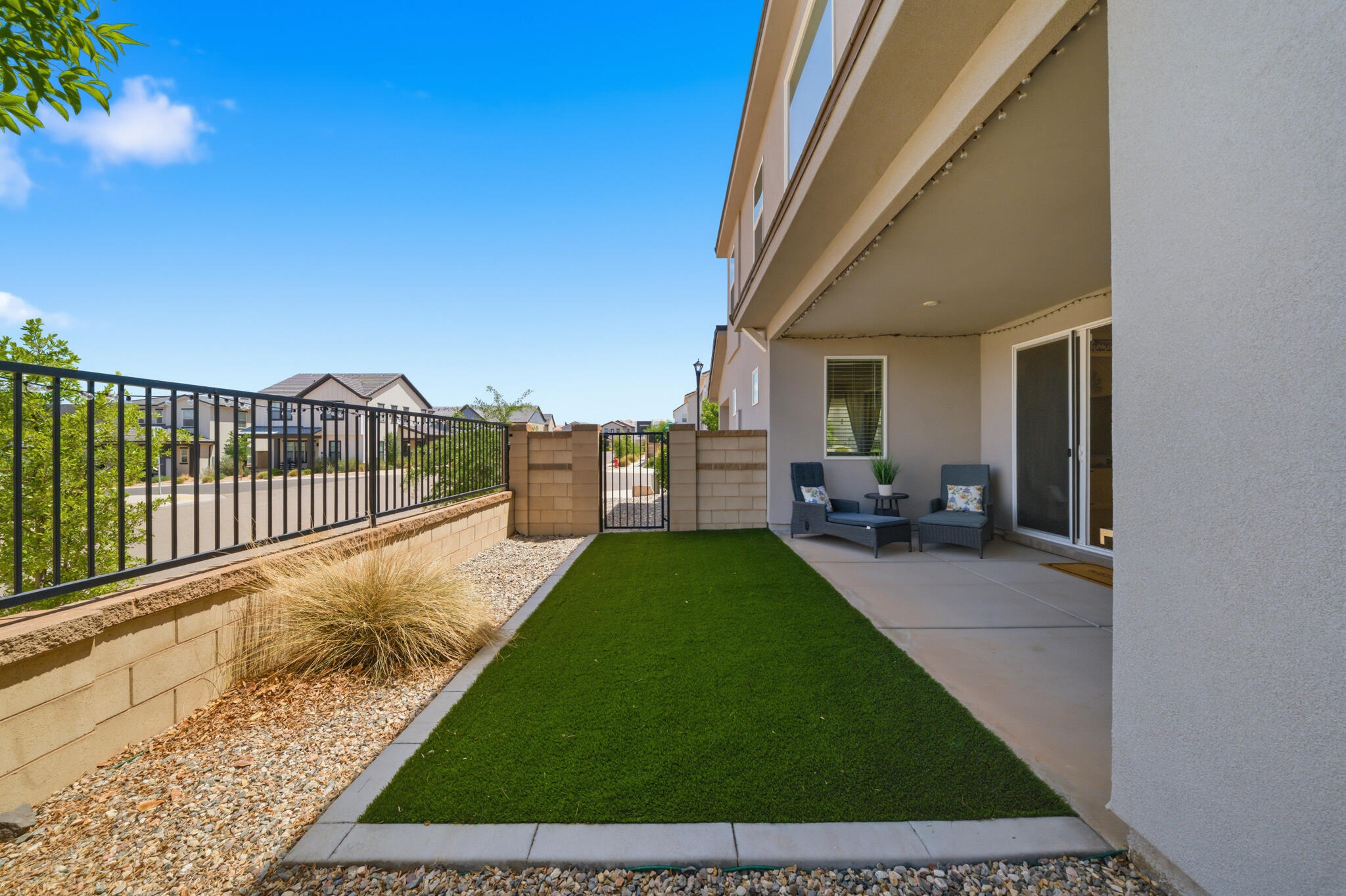 DESERT COLOR AUBURN HILLS - Residential