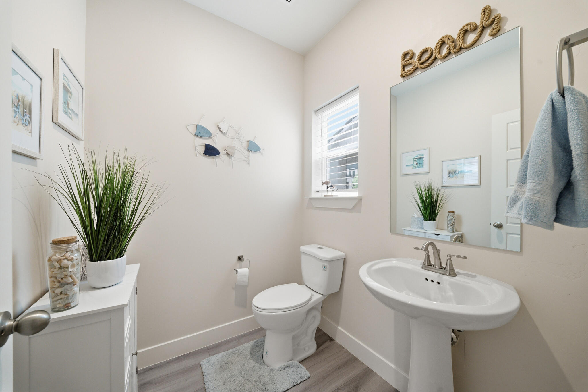 DESERT COLOR AUBURN HILLS - Residential
