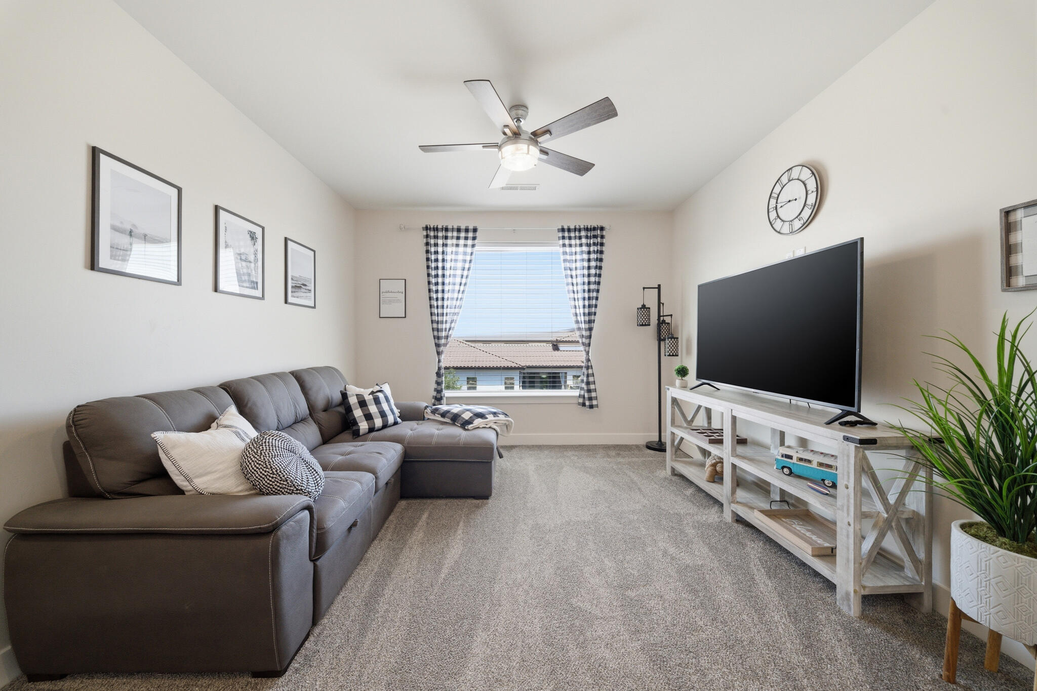 DESERT COLOR AUBURN HILLS - Residential