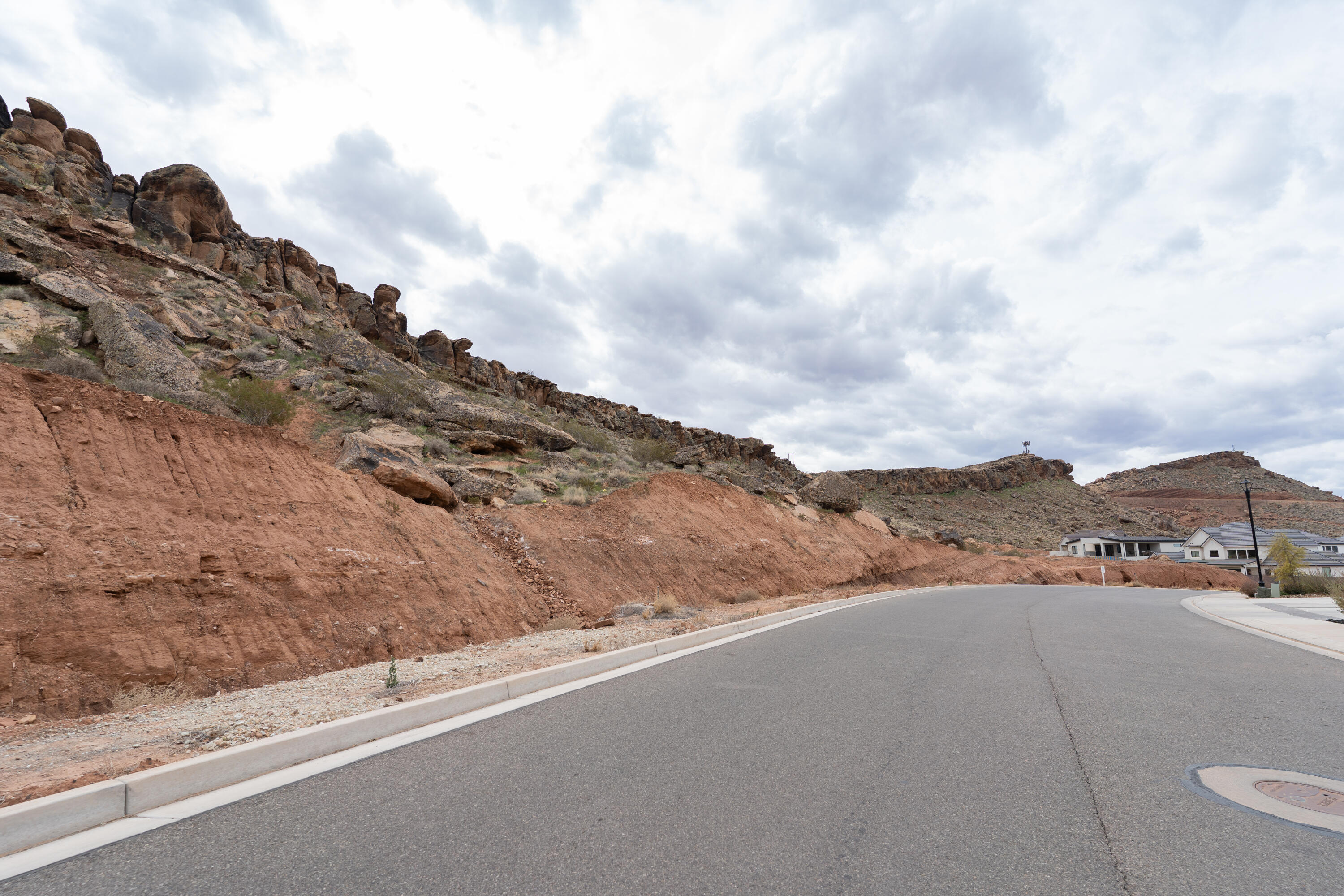 TEAKWOOD - Residential