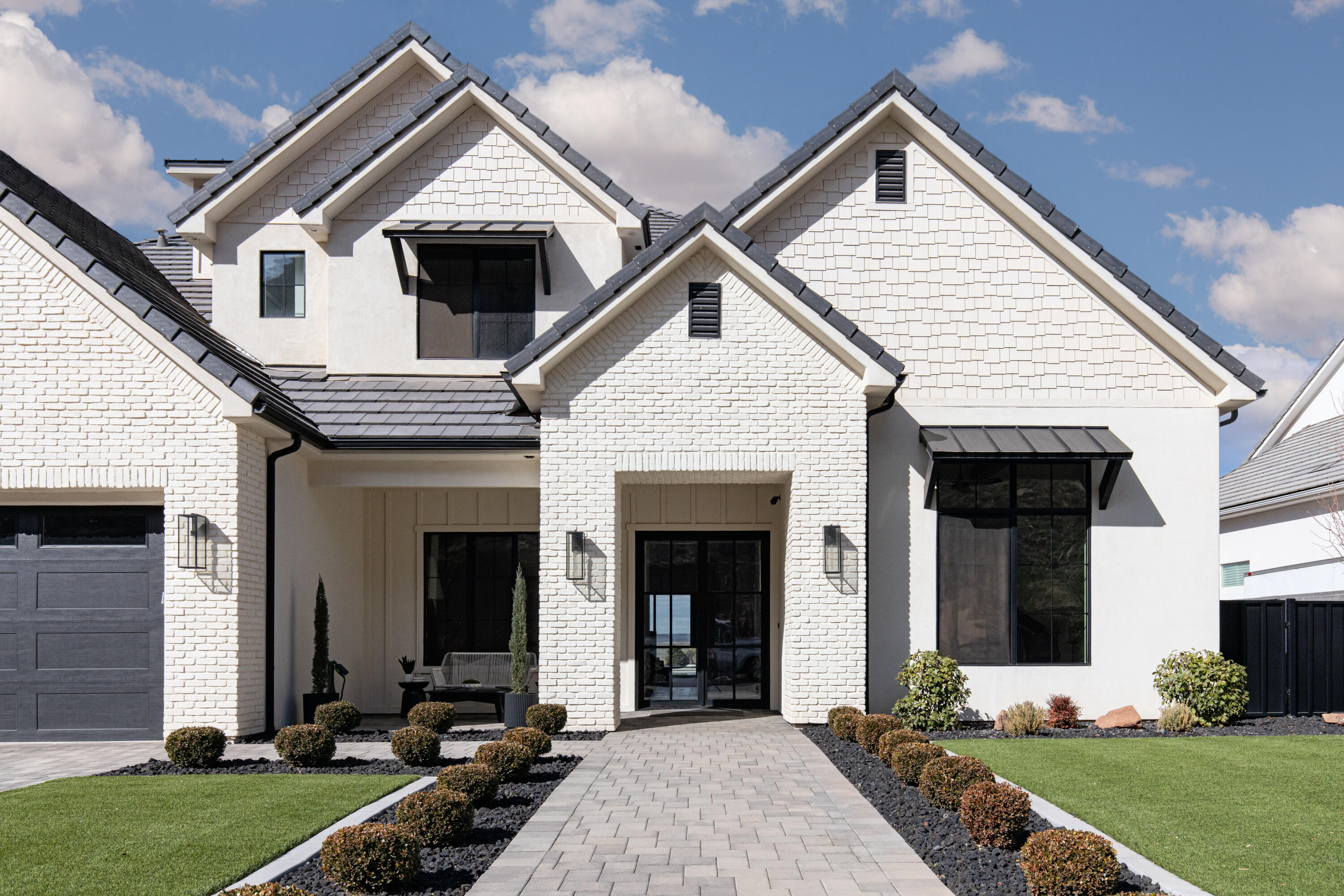 TEAKWOOD - Residential