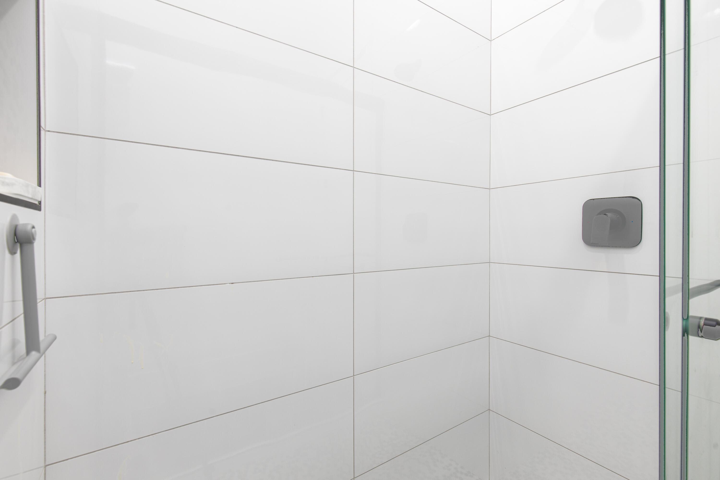 TEAKWOOD - Residential