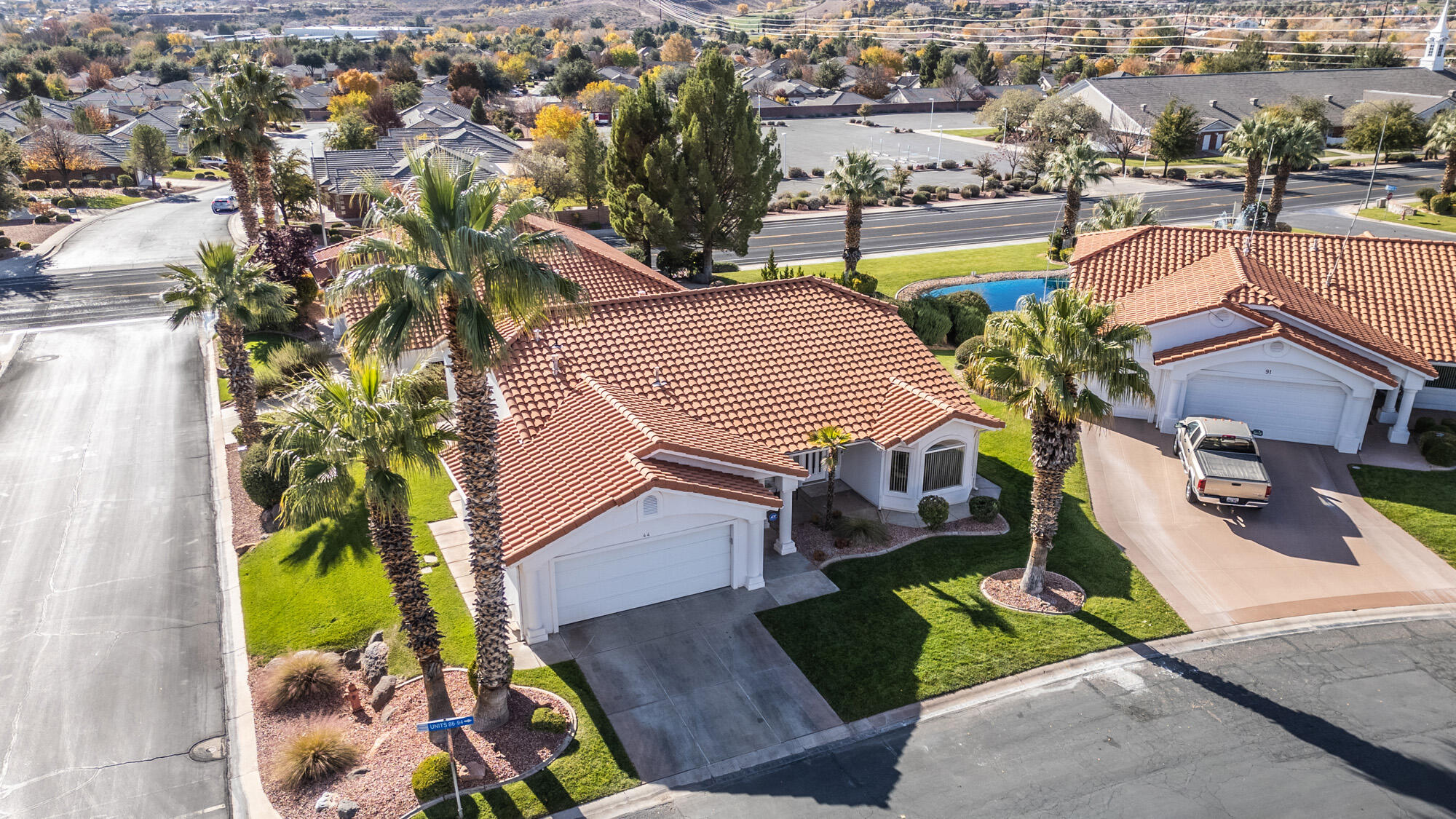 EMERALD SPRINGS TOWNHOMES - Residential