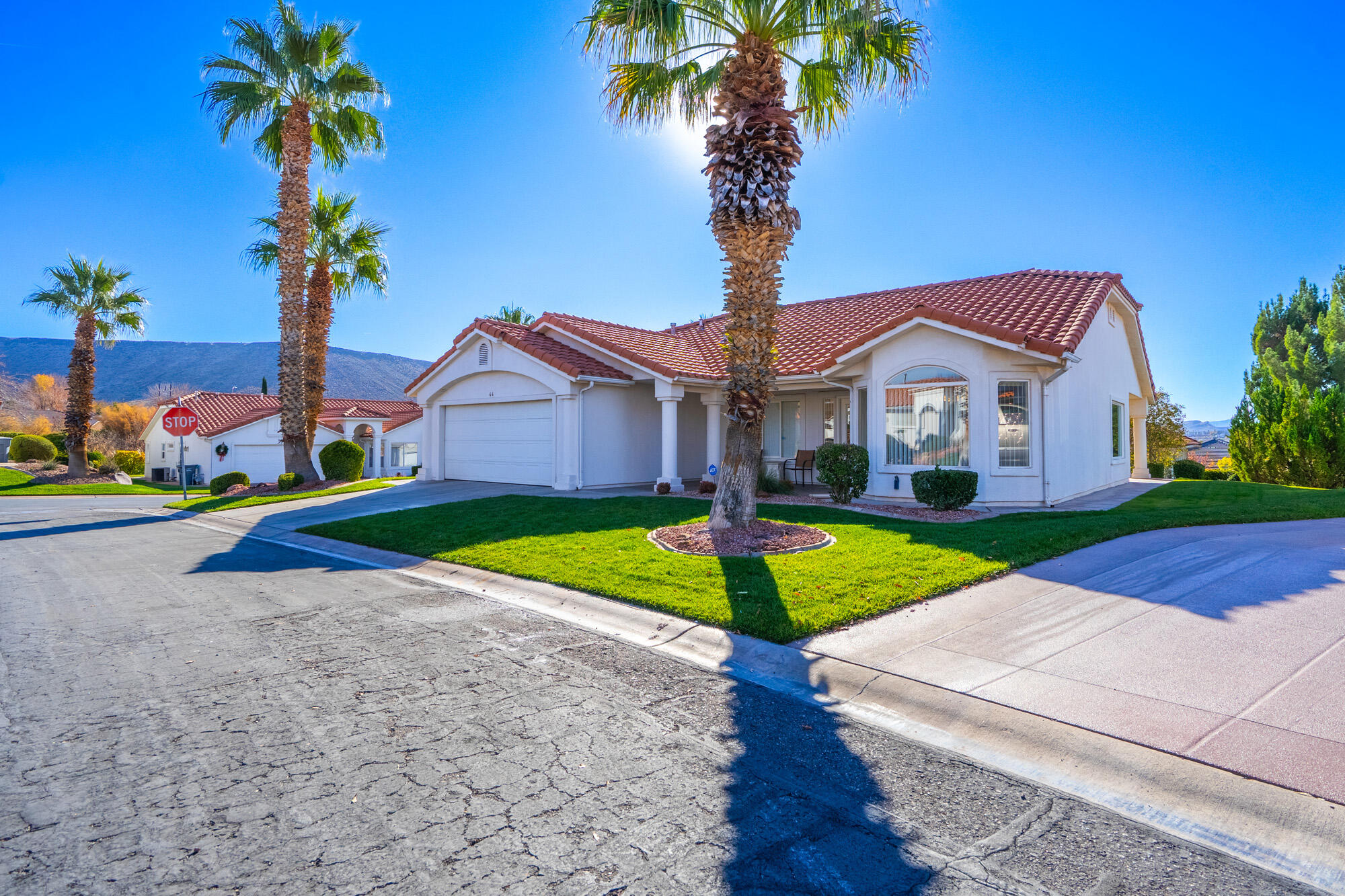 EMERALD SPRINGS TOWNHOMES - Residential