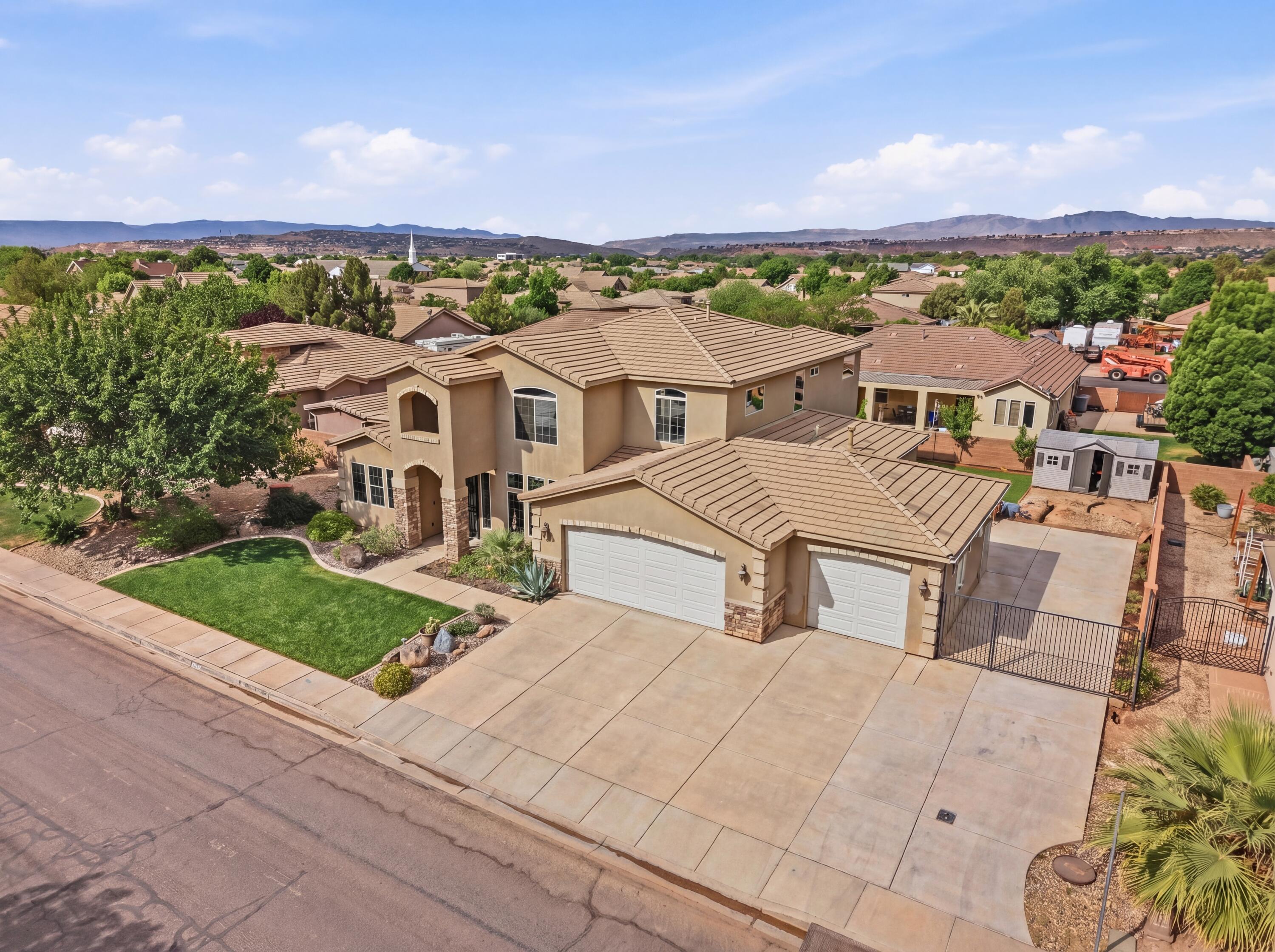 STONECREEK MEADOWS - Residential