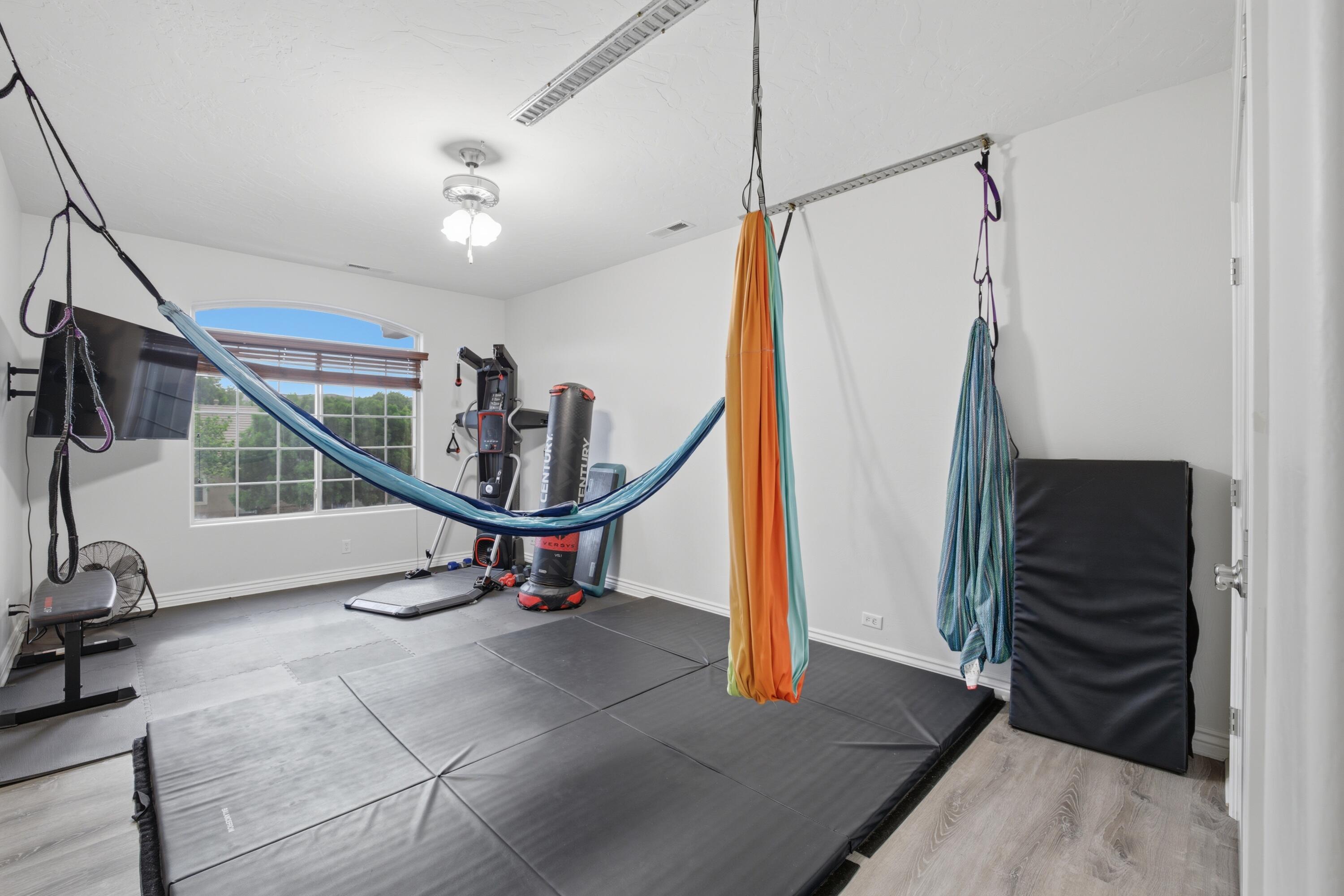 STONECREEK MEADOWS - Residential