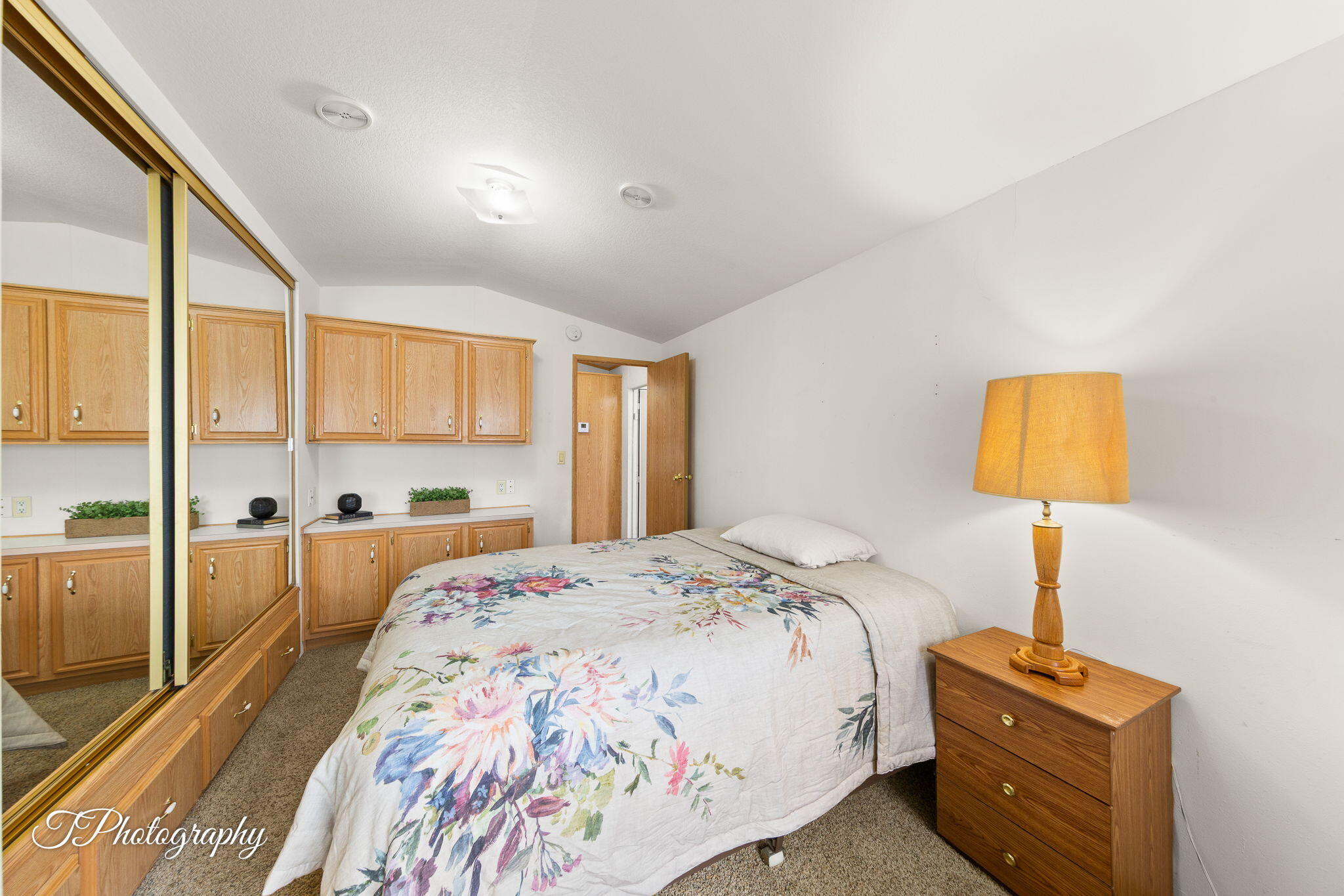 CANYON BREEZE RV RESORT - Residential