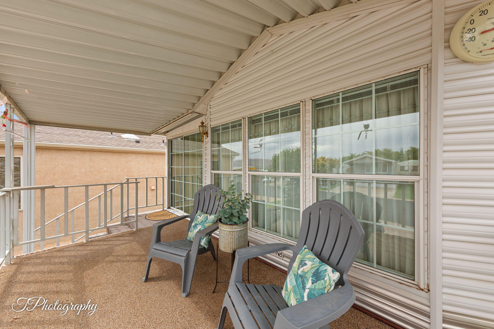 CANYON BREEZE RV RESORT - Residential