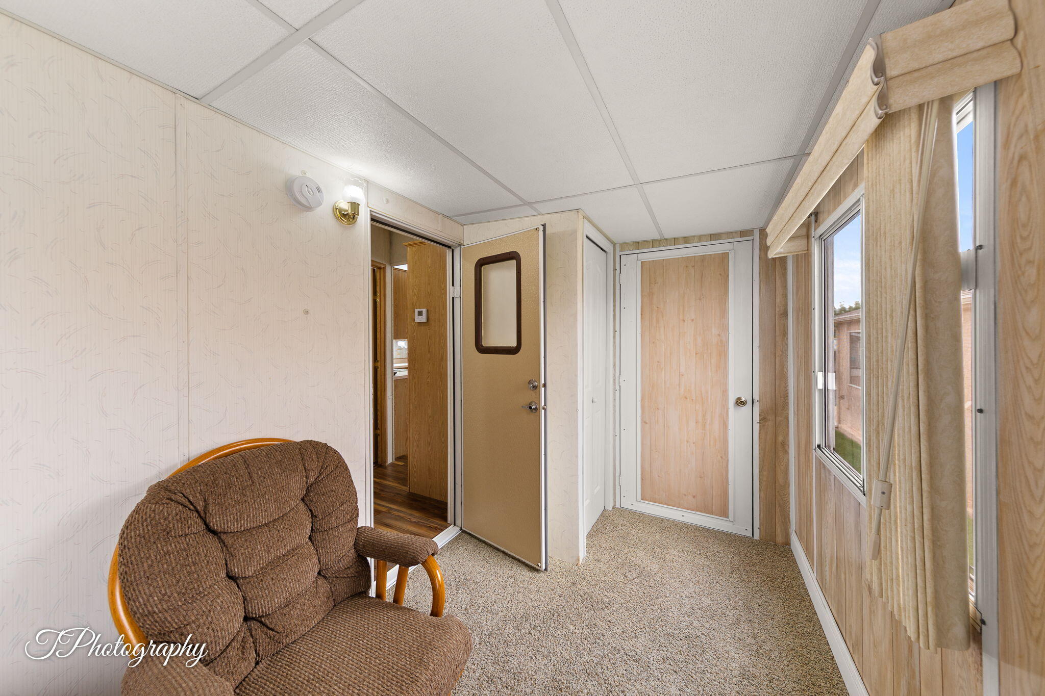 CANYON BREEZE RV RESORT - Residential