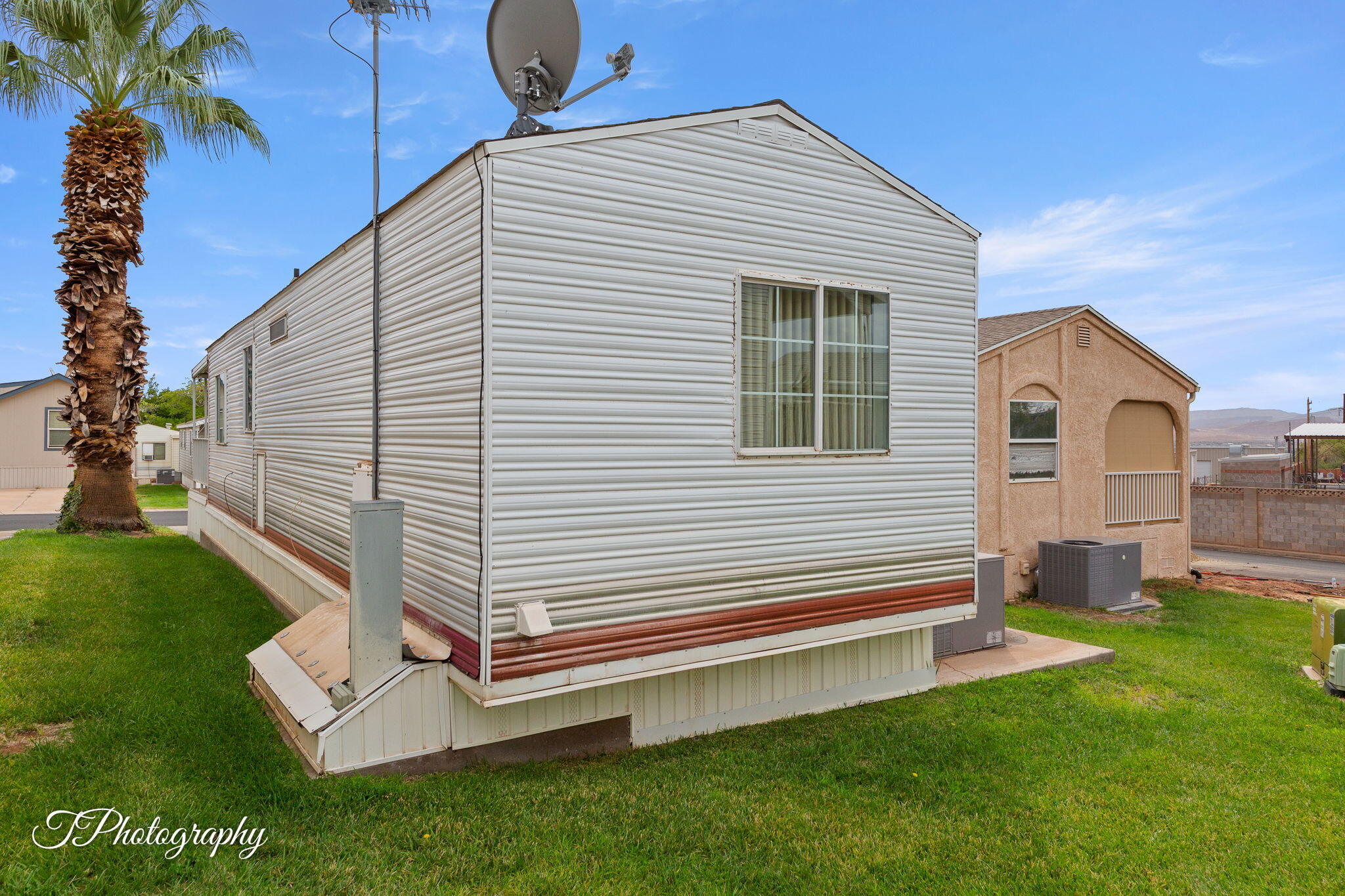 CANYON BREEZE RV RESORT - Residential