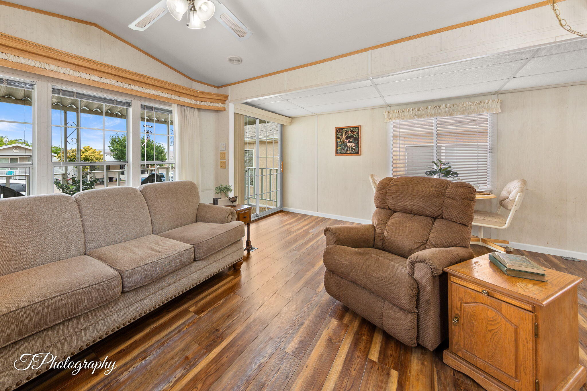 CANYON BREEZE RV RESORT - Residential