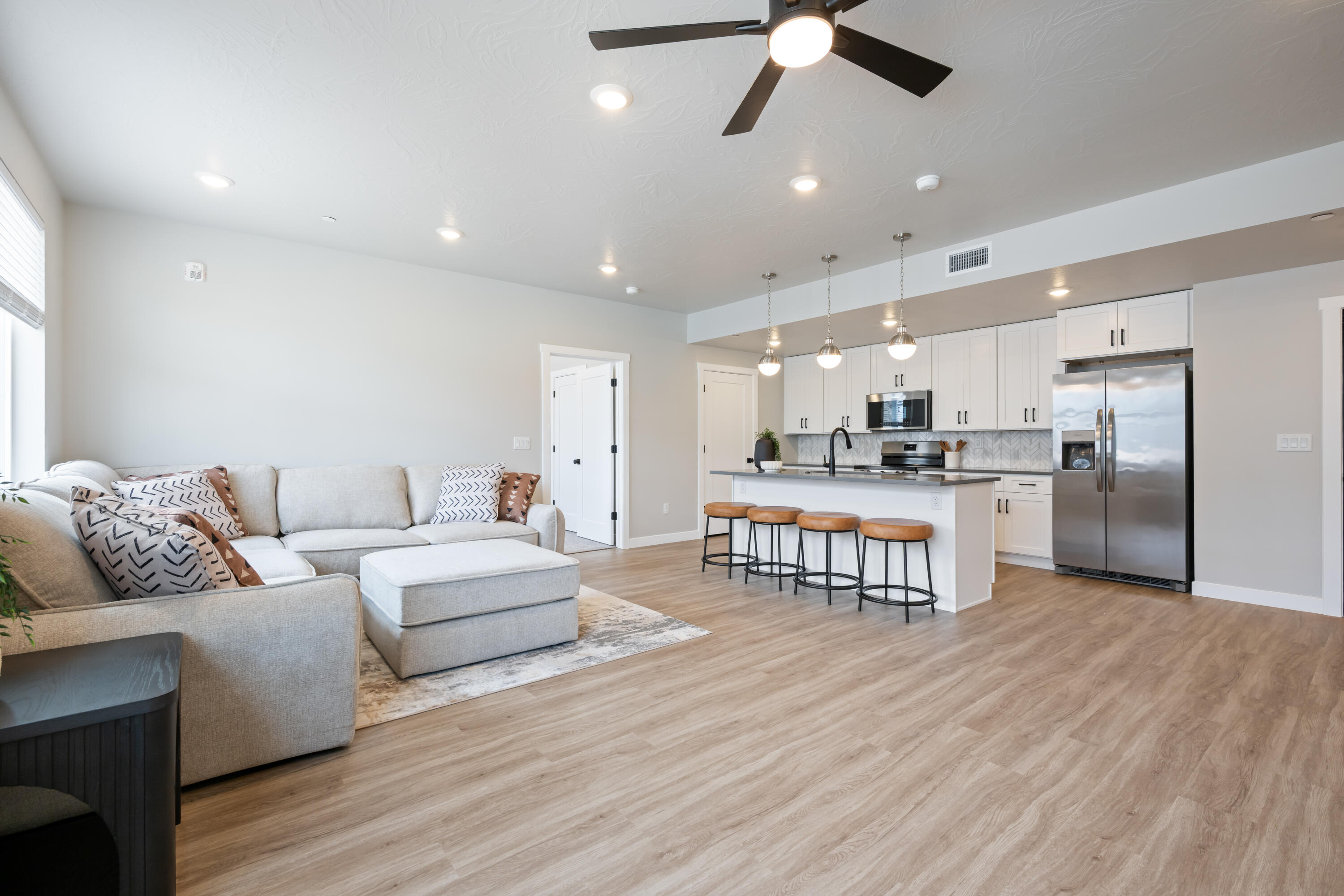 CORAL SPRINGS CONDOMINIUMS - Residential