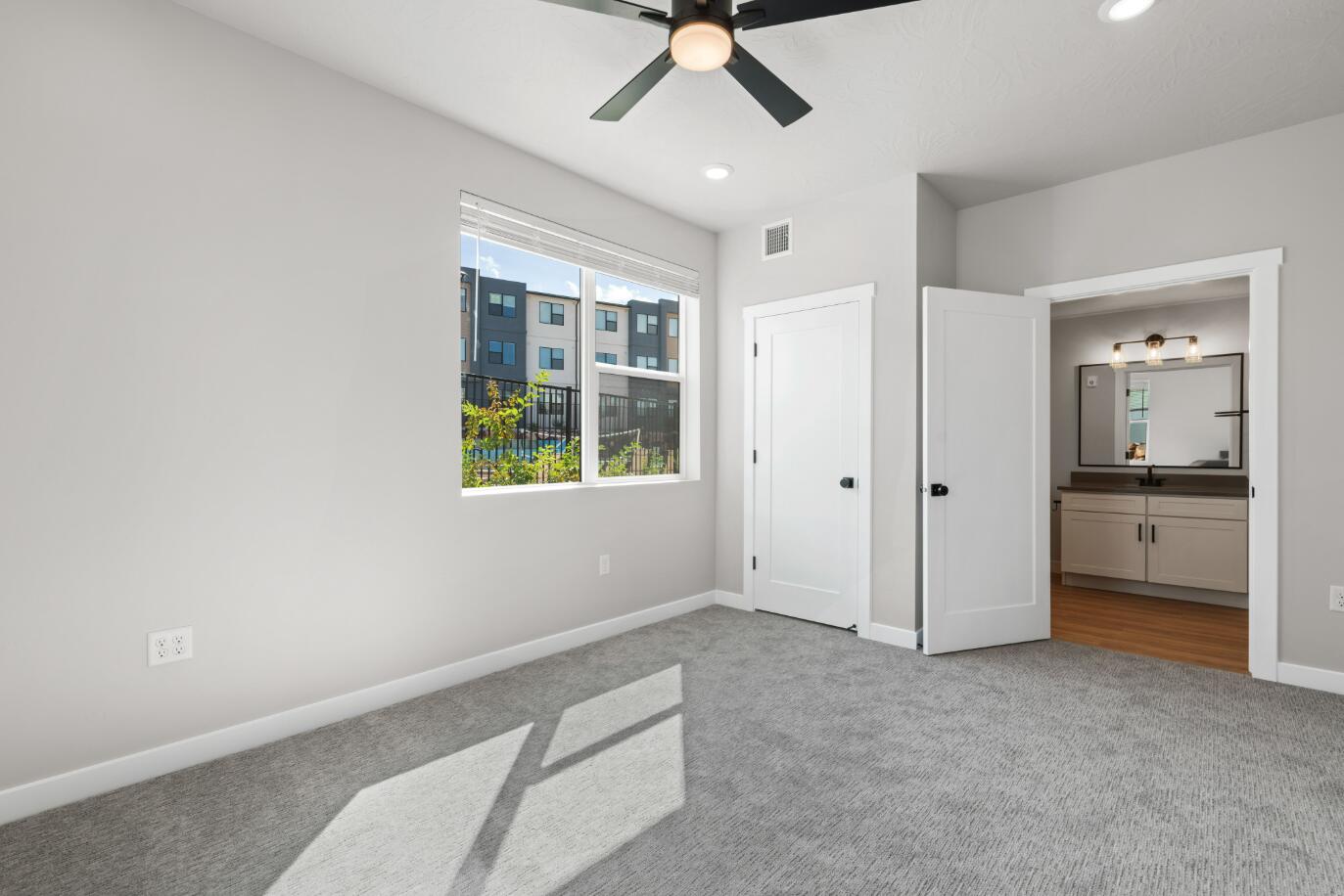 CORAL SPRINGS CONDOMINIUMS - Residential