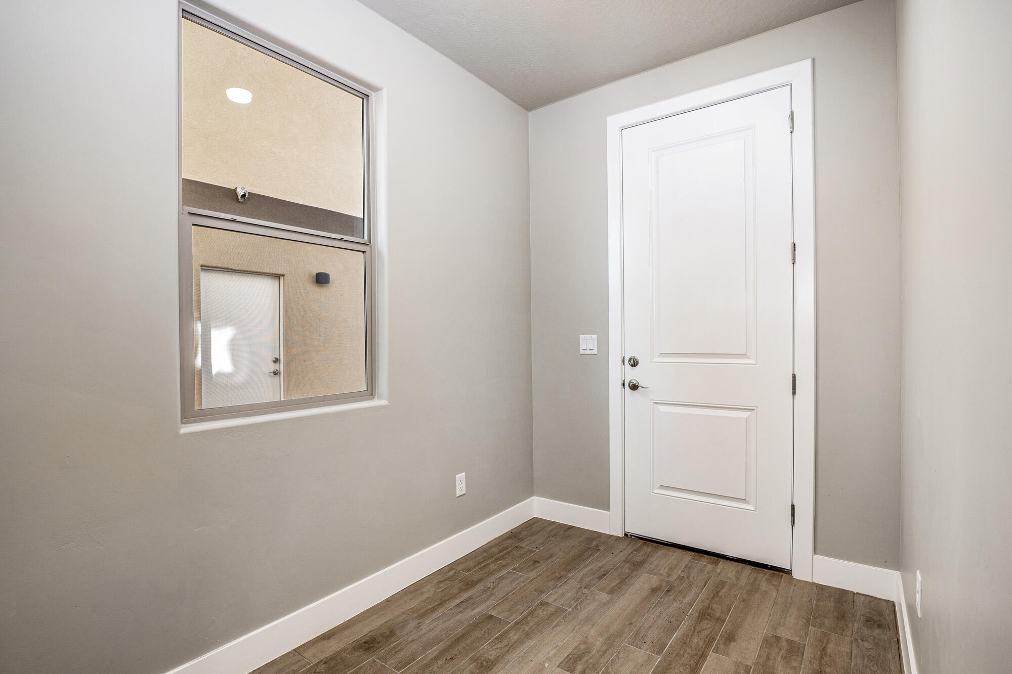 HURRICANE HEIGHTS TOWNHOMES - Residential