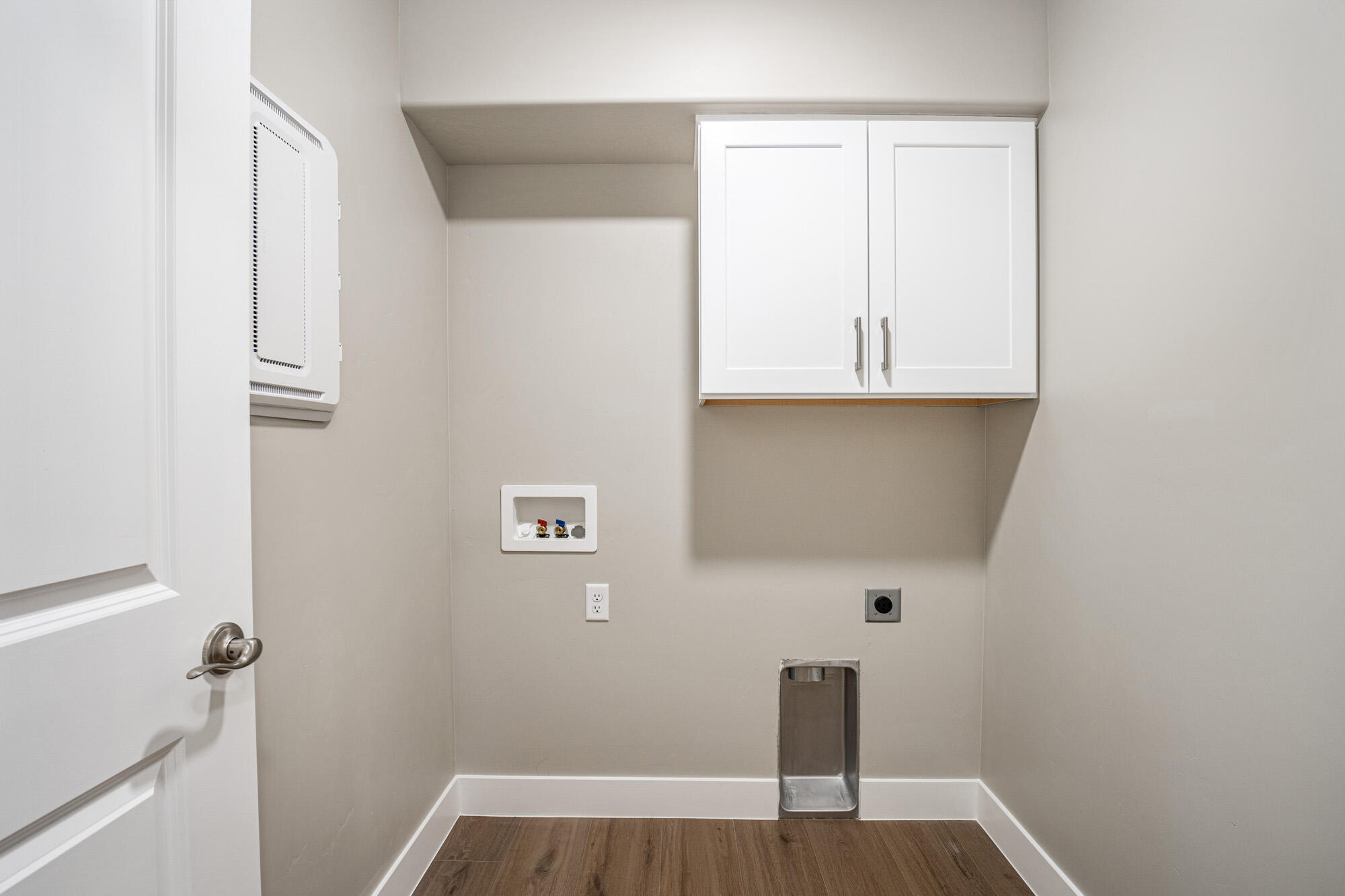 HURRICANE HEIGHTS TOWNHOMES - Residential