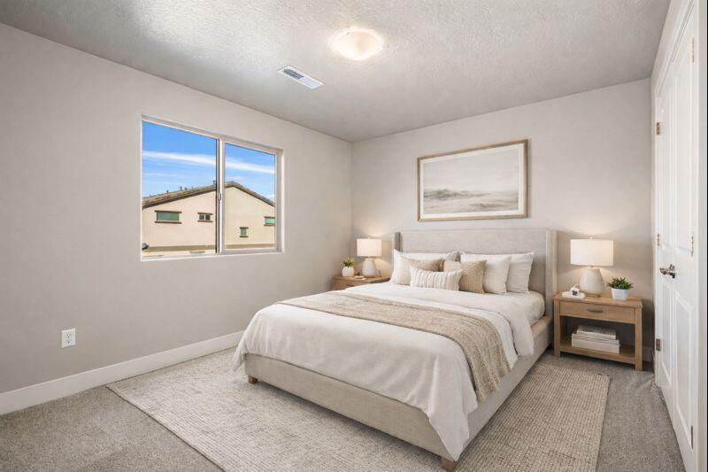 HURRICANE HEIGHTS TOWNHOMES - Residential