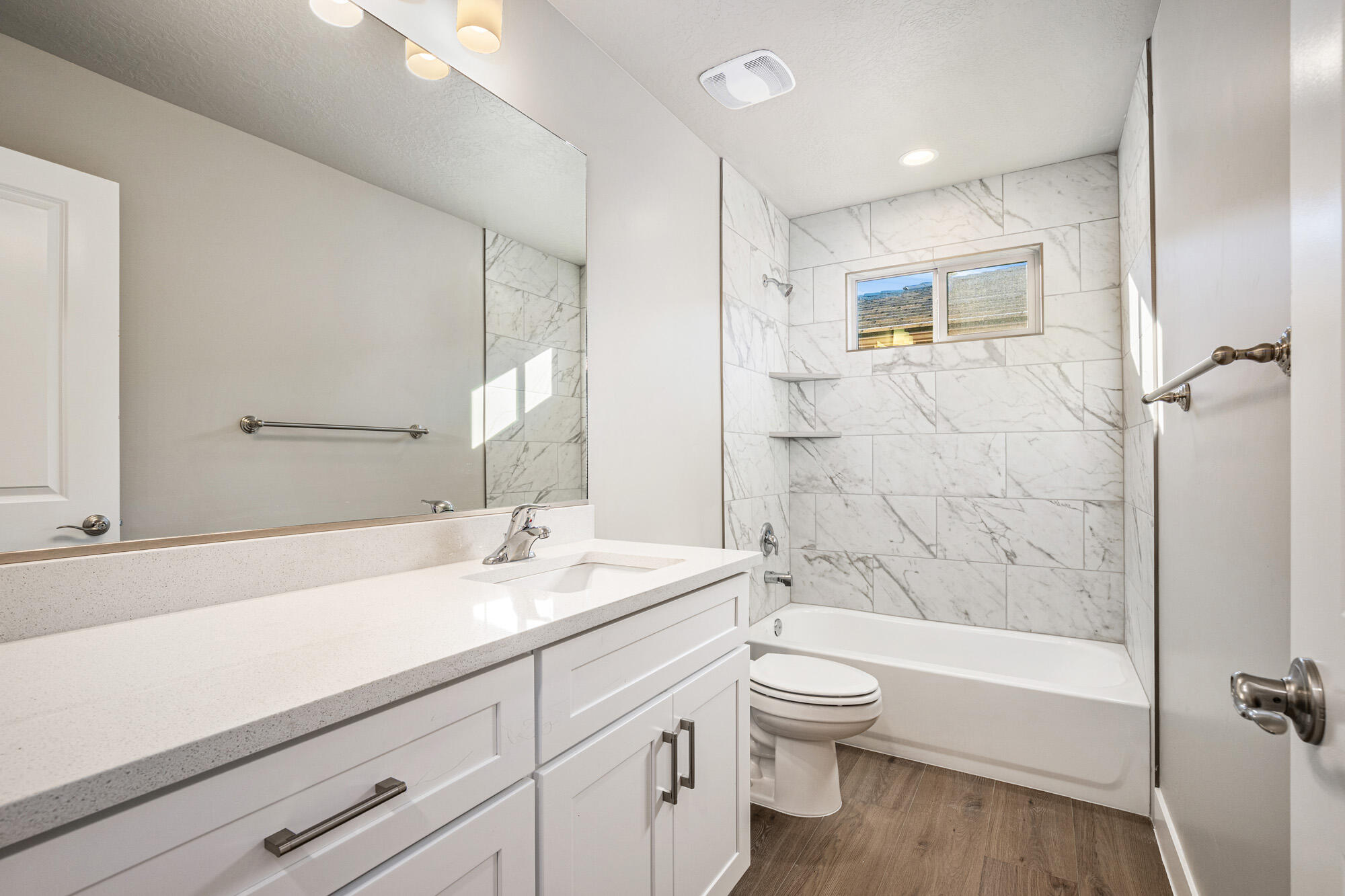 HURRICANE HEIGHTS TOWNHOMES - Residential