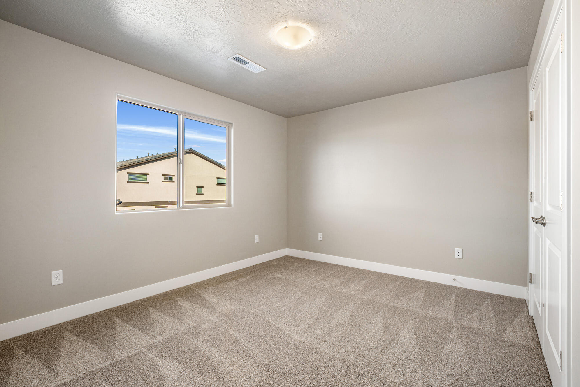 HURRICANE HEIGHTS TOWNHOMES - Residential