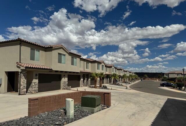 10 DIAGONAL CONDOS - Residential