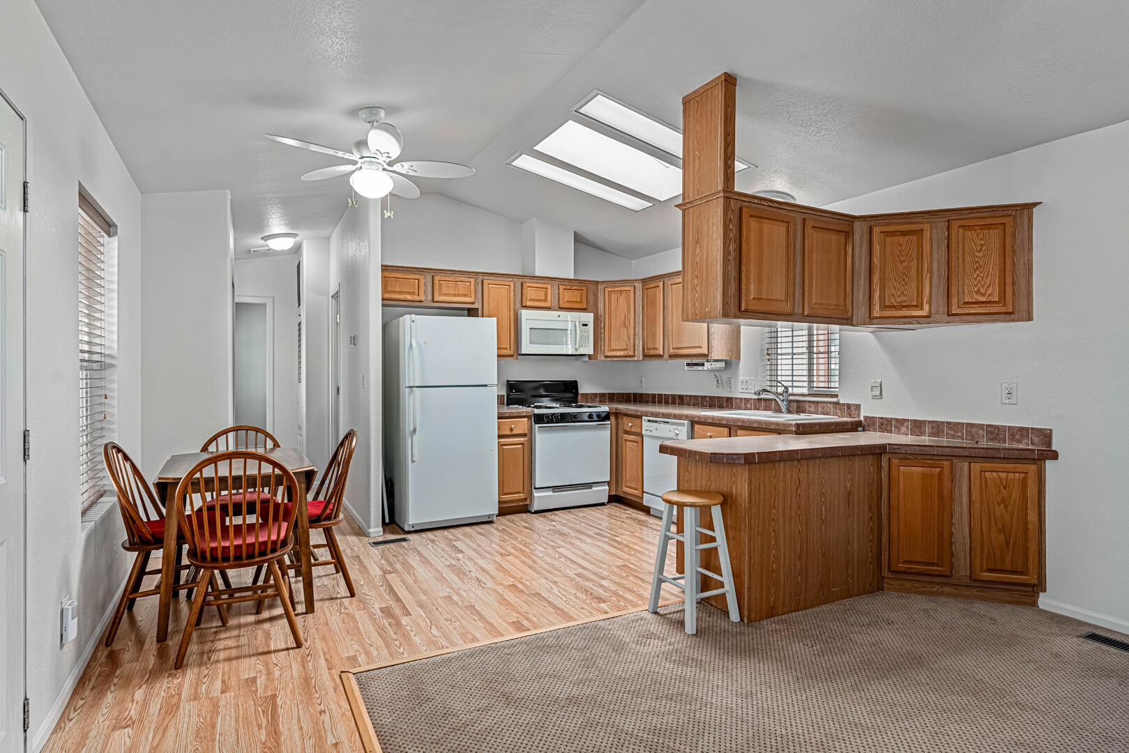 WORLDWIDE SUN RESORT - Residential