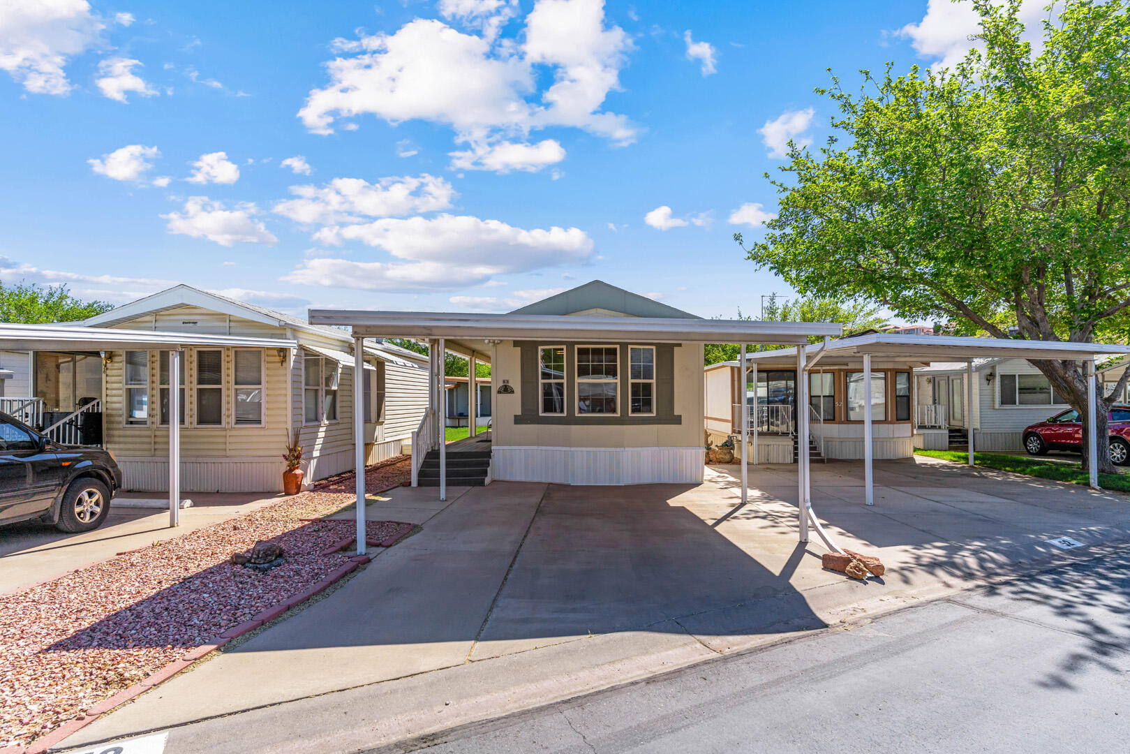 WORLDWIDE SUN RESORT - Residential