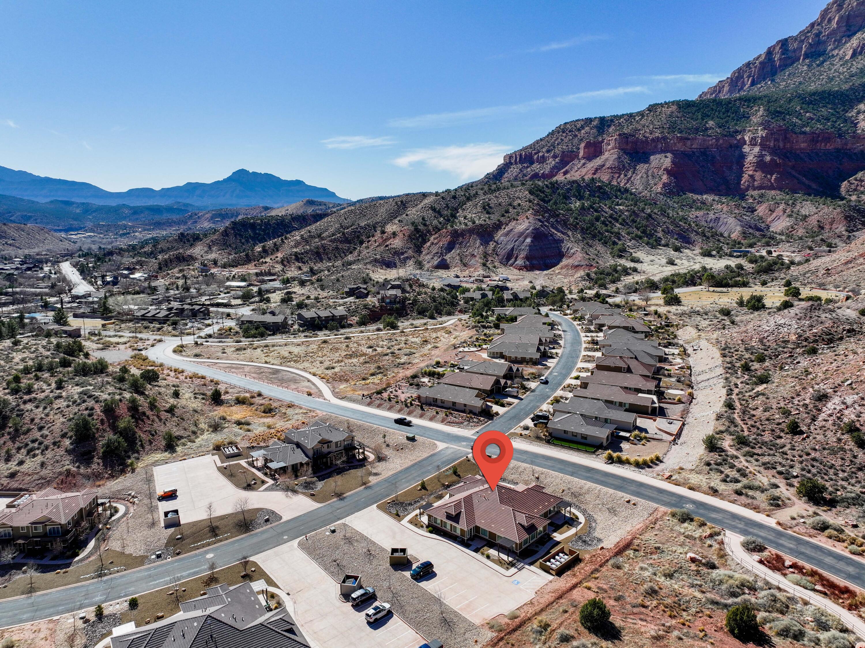 MOENAVE CONDO - Residential