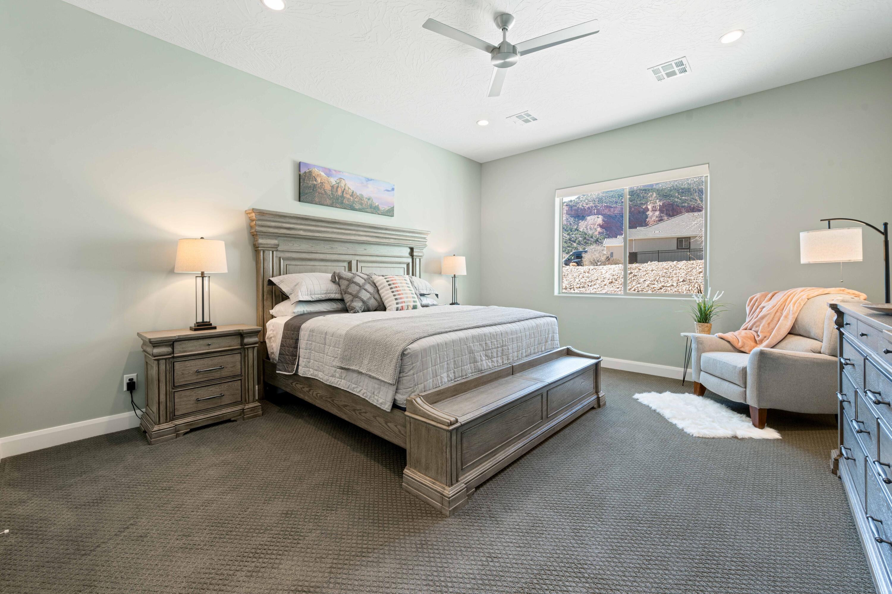 MOENAVE CONDO - Residential