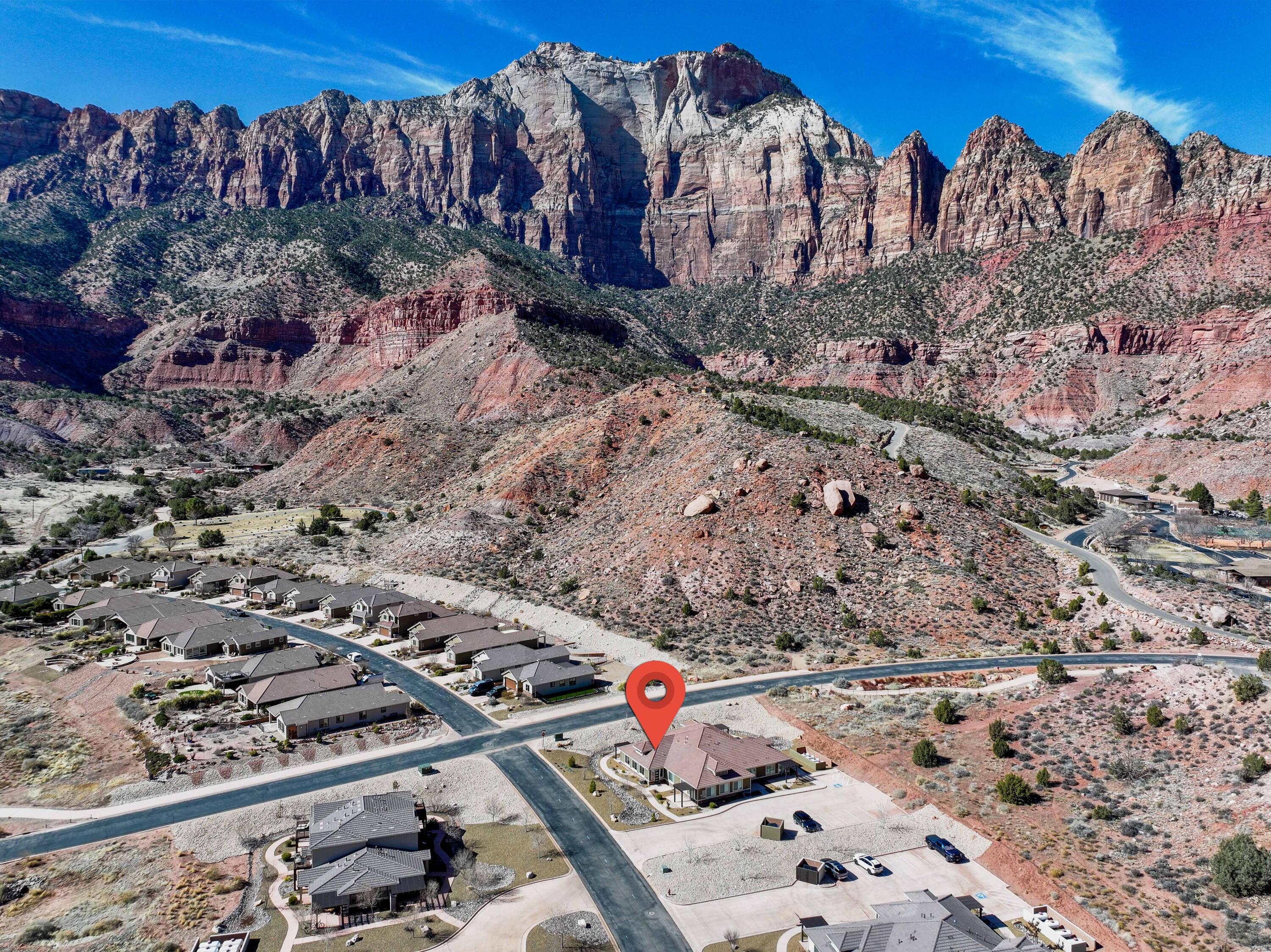 MOENAVE CONDO - Residential