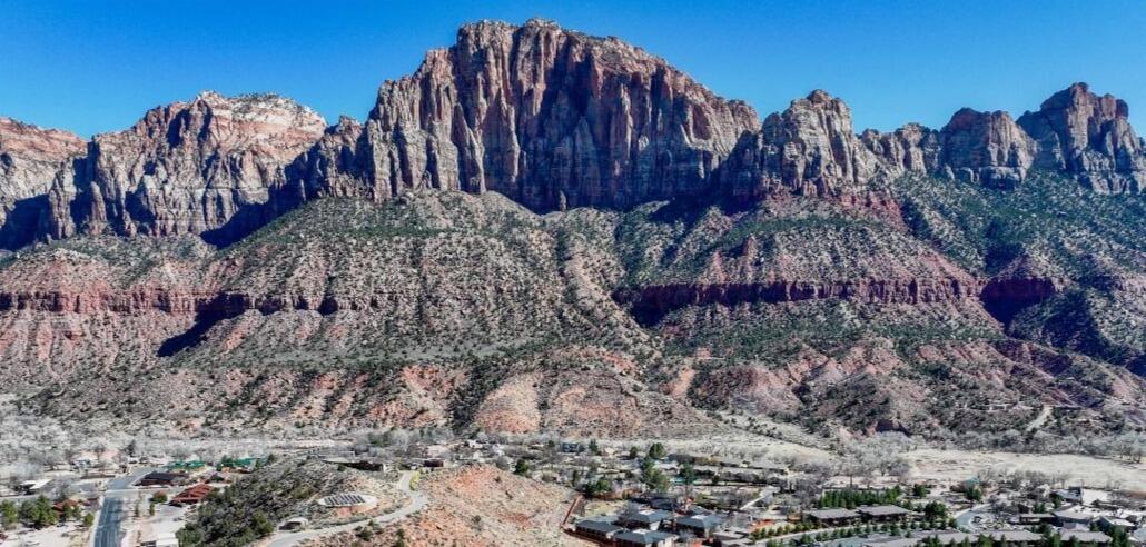 MOENAVE CONDO - Residential