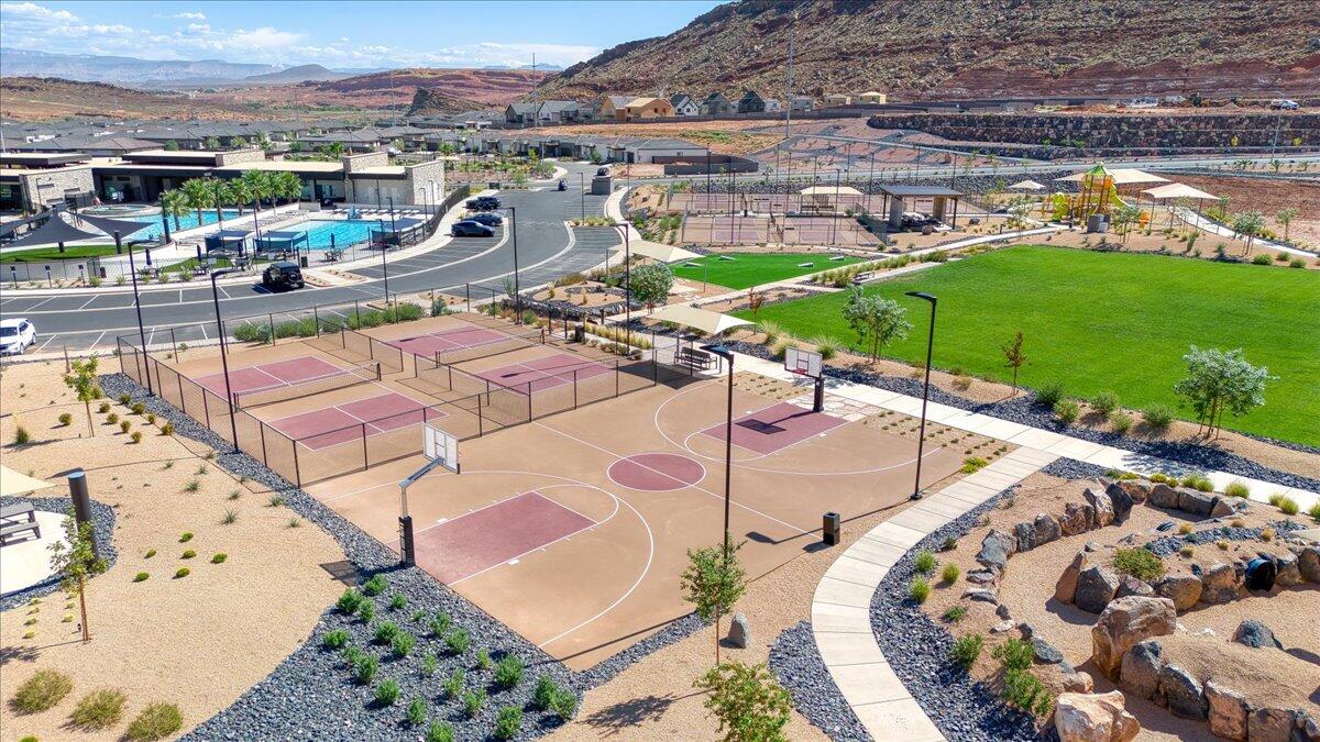 CORRAL HOLLOW AT LONG VALLEY - Residential