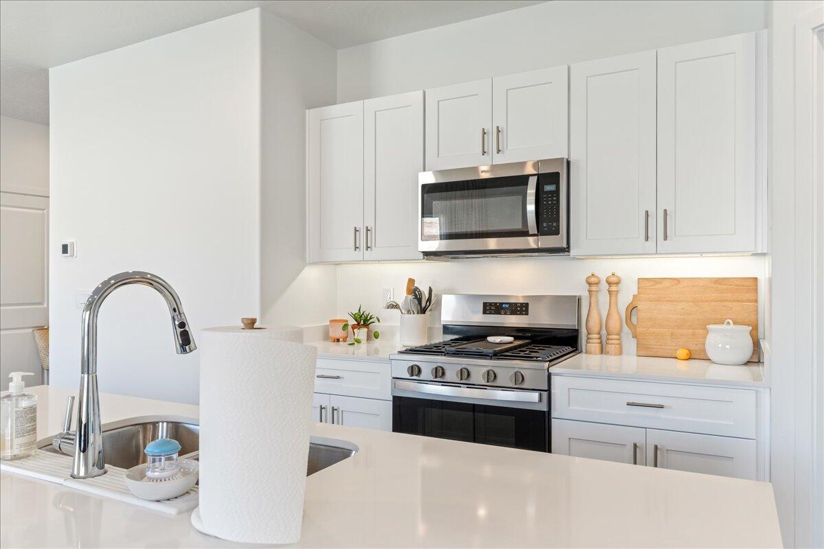 CORRAL HOLLOW AT LONG VALLEY - Residential