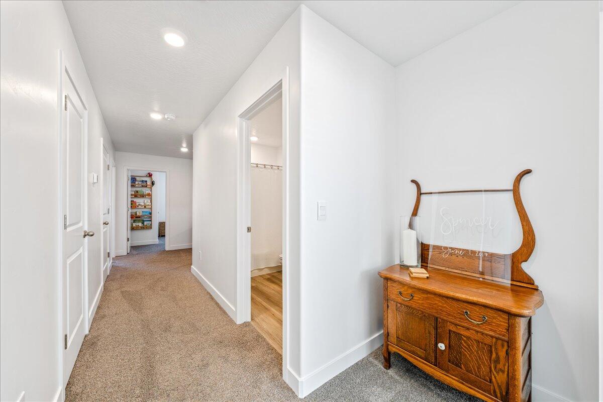 CORRAL HOLLOW AT LONG VALLEY - Residential