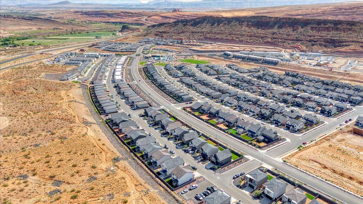 CORRAL HOLLOW AT LONG VALLEY - Residential