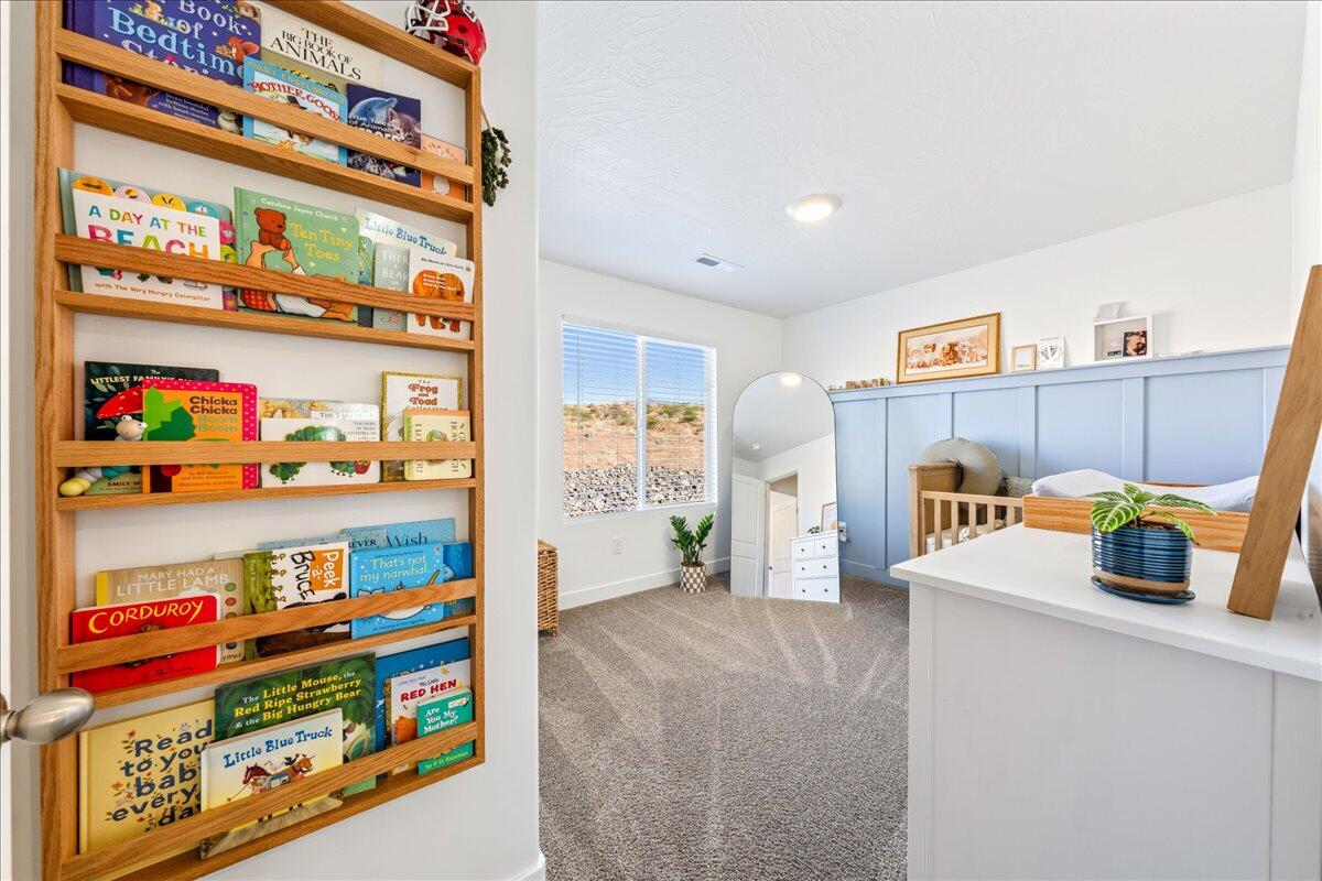 CORRAL HOLLOW AT LONG VALLEY - Residential