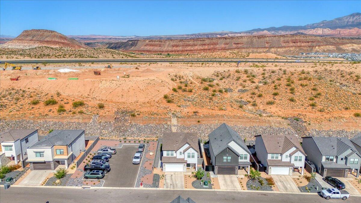 CORRAL HOLLOW AT LONG VALLEY - Residential