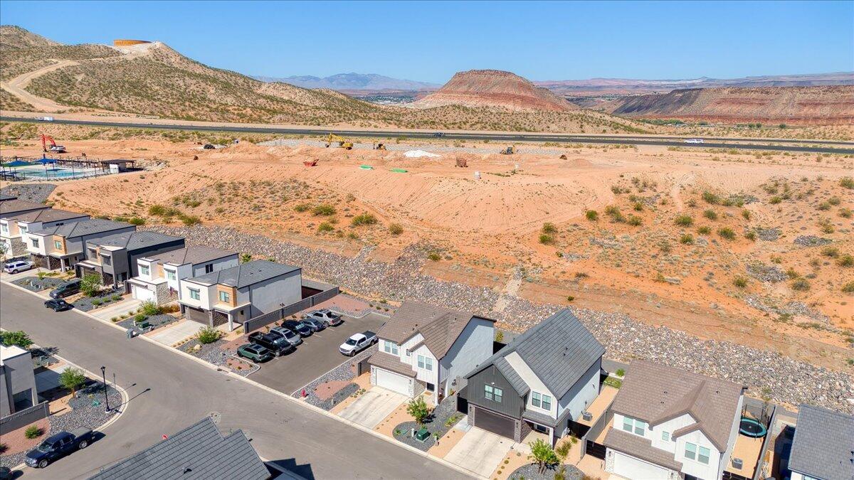 CORRAL HOLLOW AT LONG VALLEY - Residential