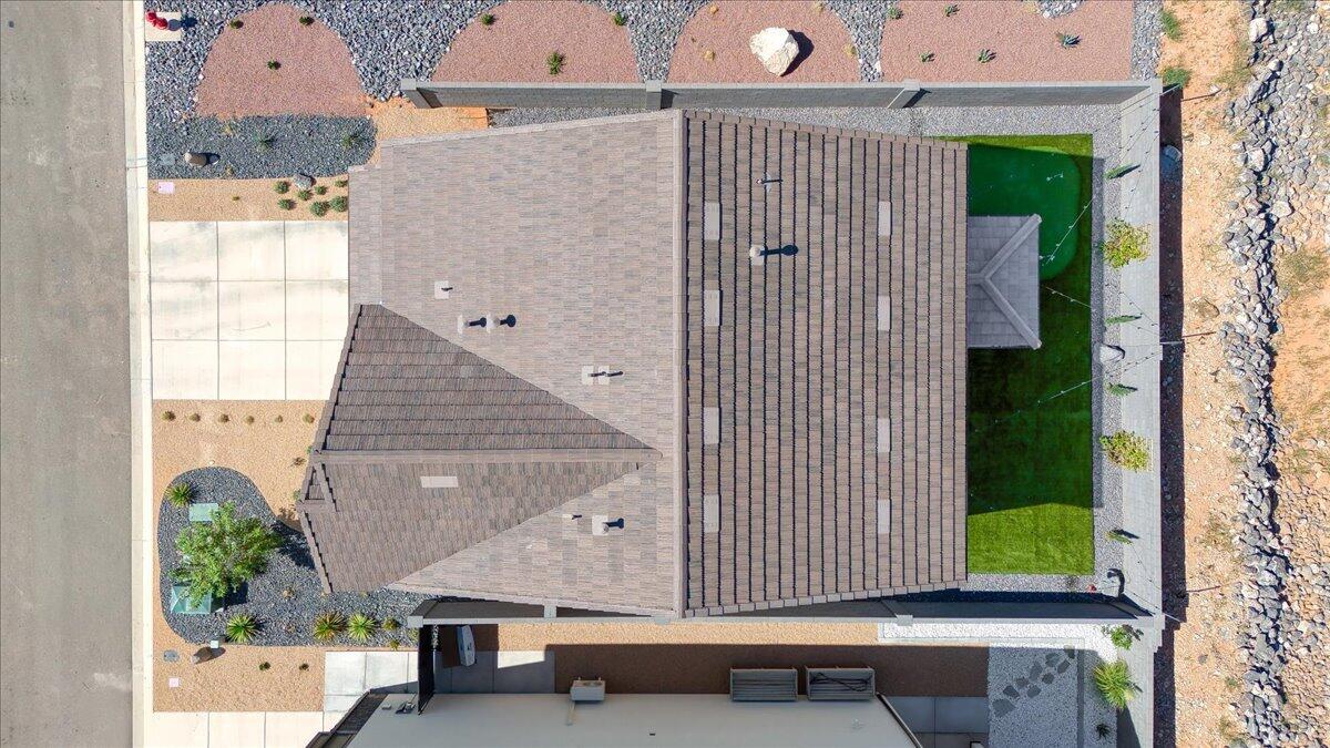 CORRAL HOLLOW AT LONG VALLEY - Residential